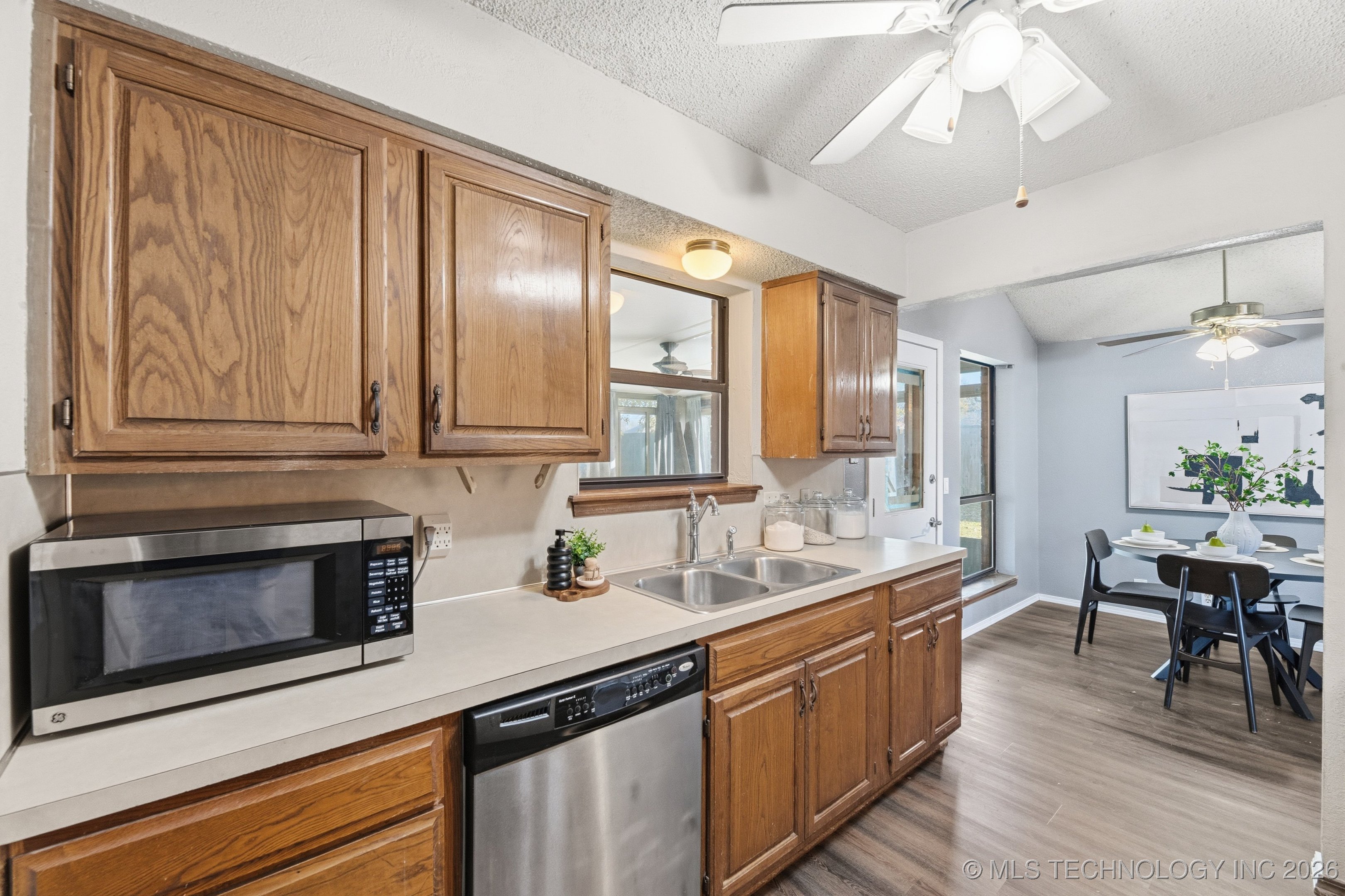 11201 E 98th Street North Property Photo 11