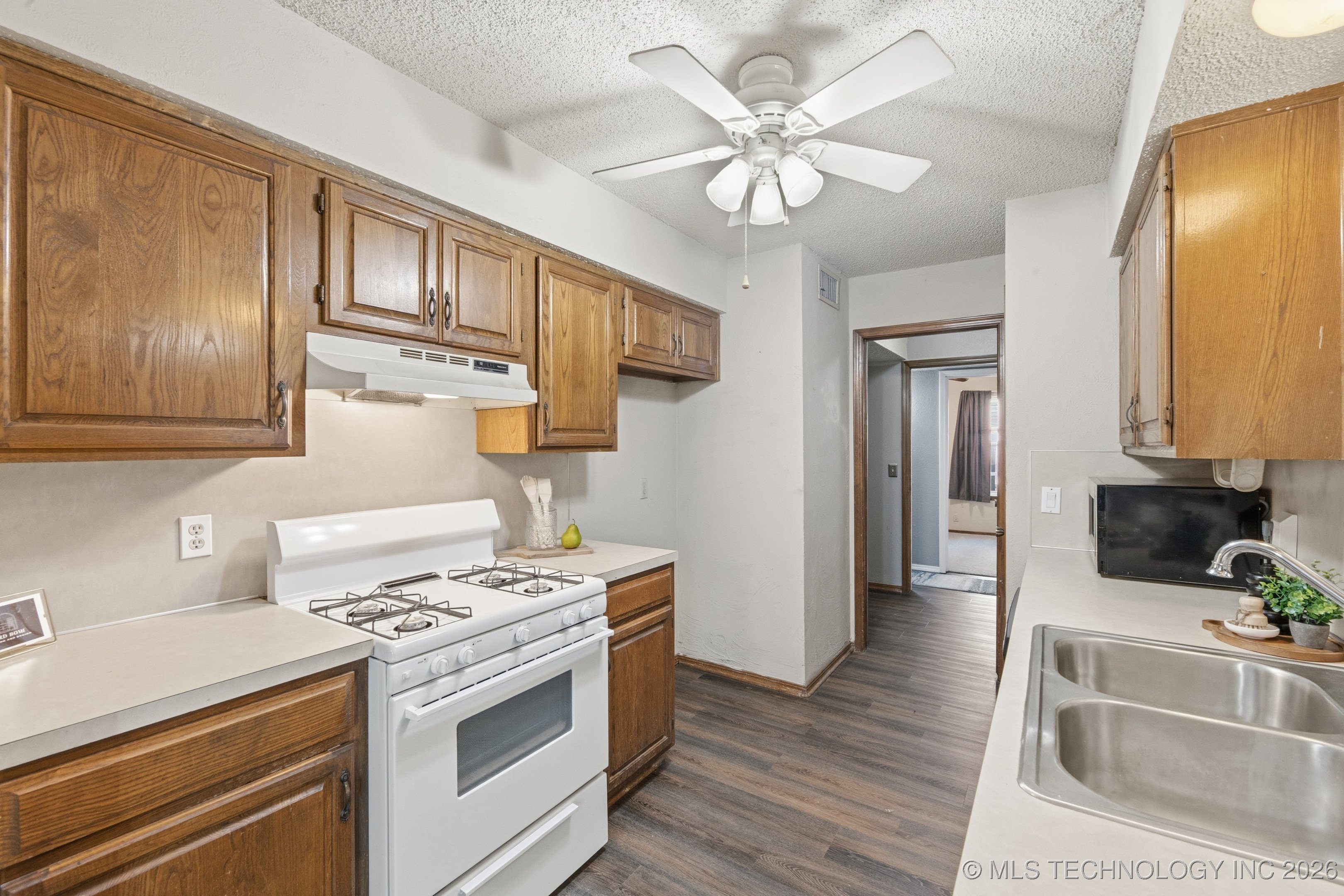 11201 E 98th Street North Property Photo 12