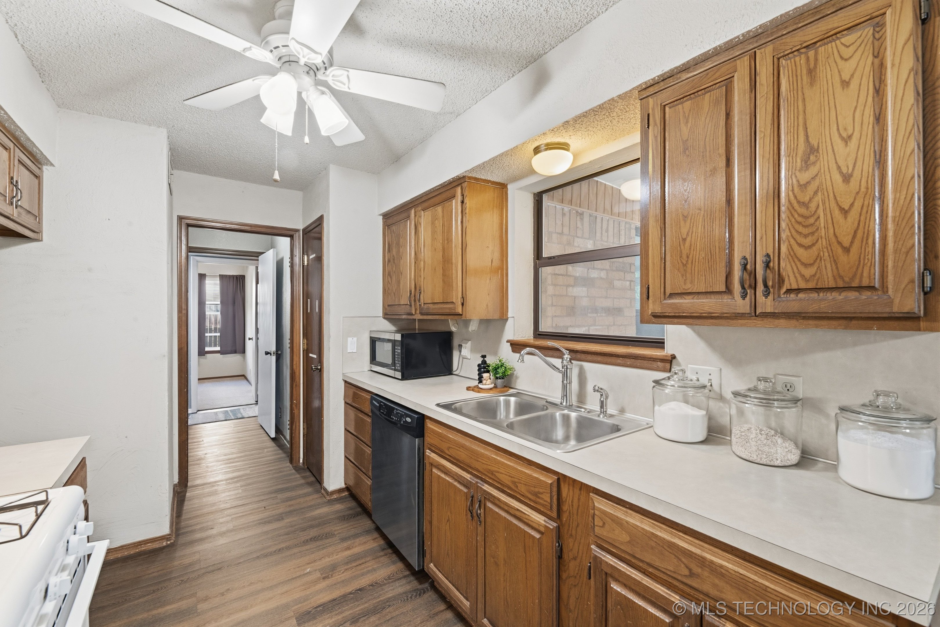 11201 E 98th Street North Property Photo 13