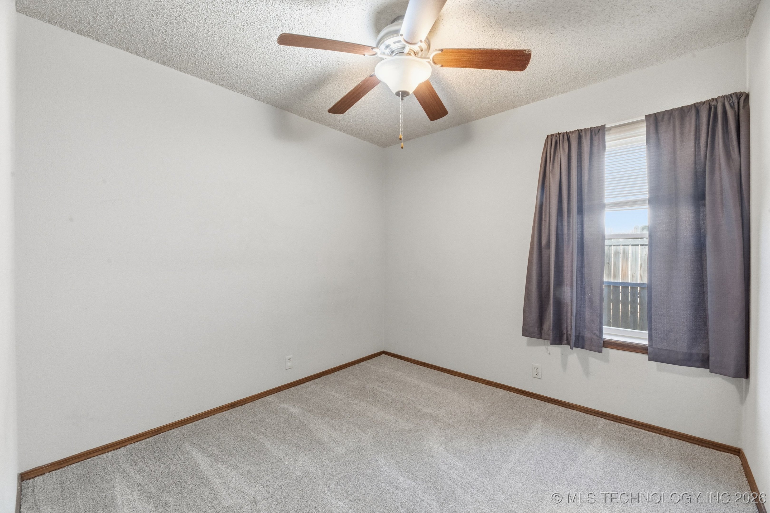 11201 E 98th Street North Property Photo 18