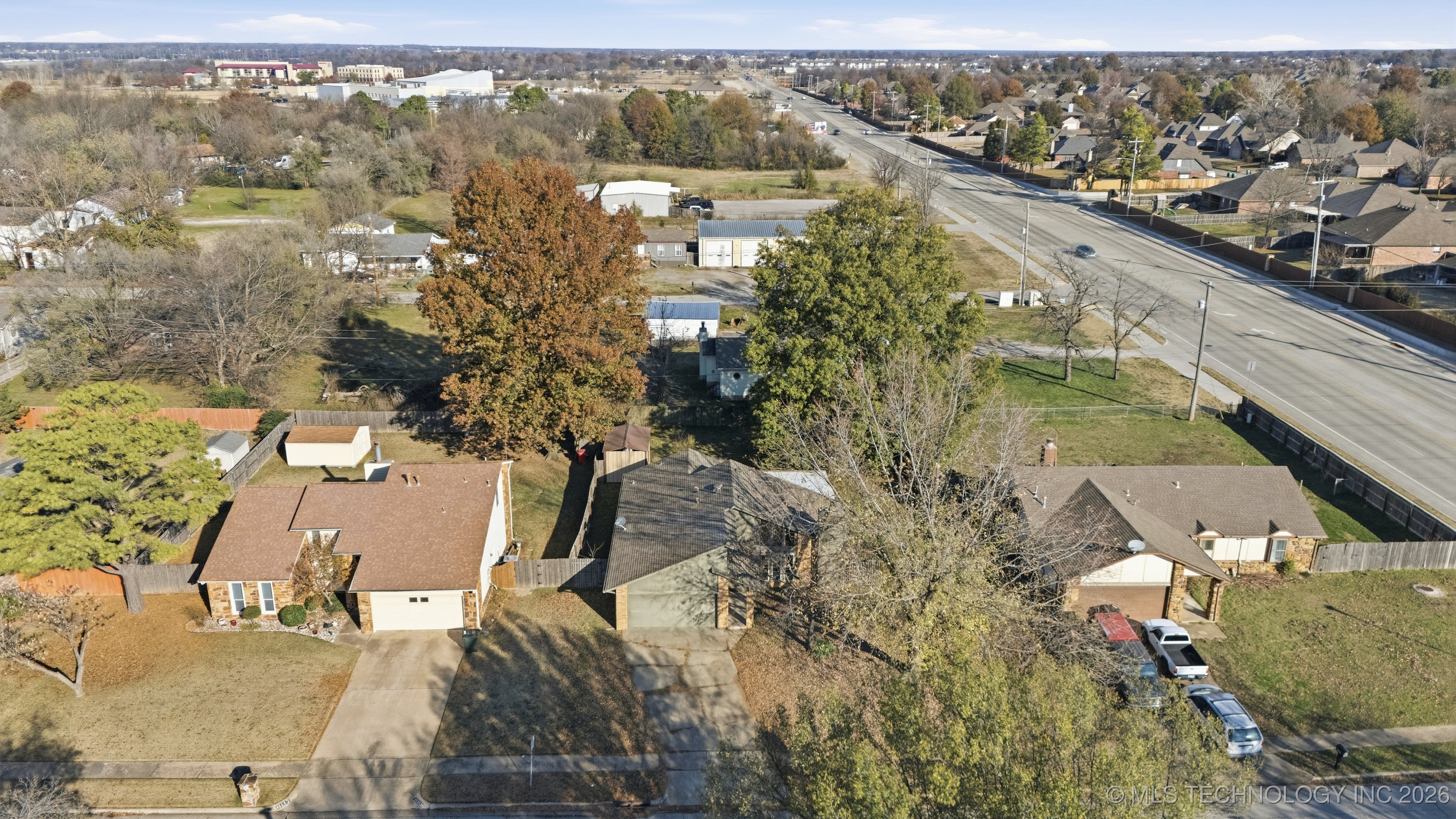 11201 E 98th Street North Property Photo 29