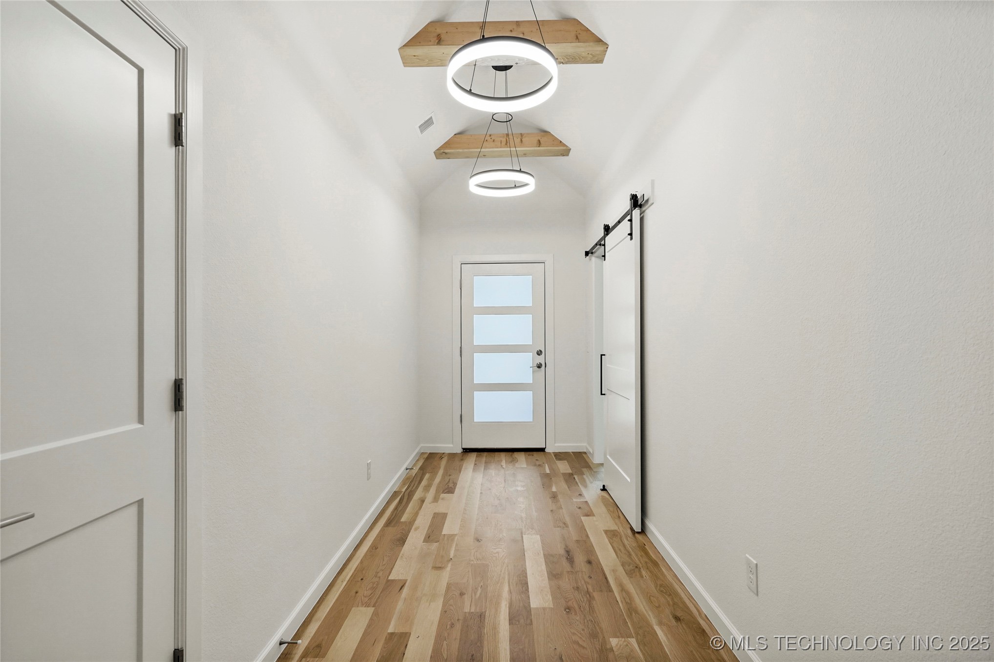 10611 S 233rd East Avenue Property Photo 3