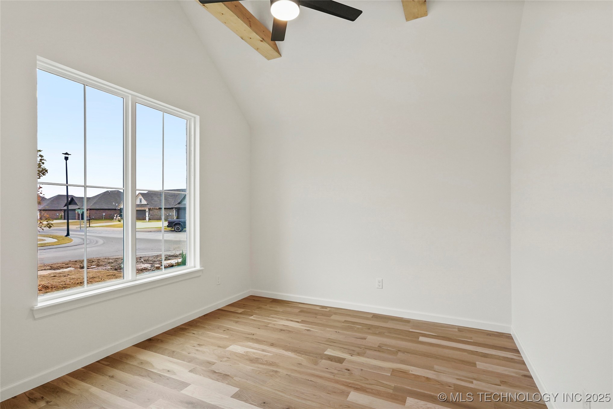 10611 S 233rd East Avenue Property Photo 18