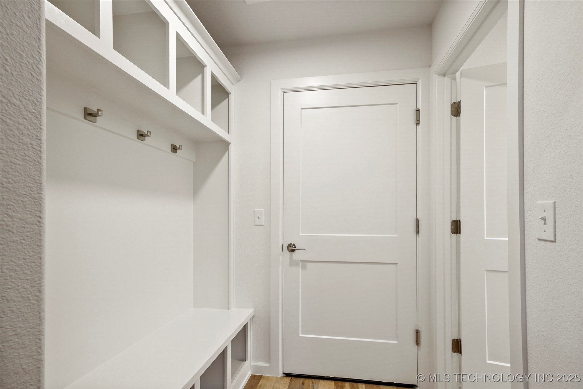 10611 S 233rd East Avenue Property Photo 24