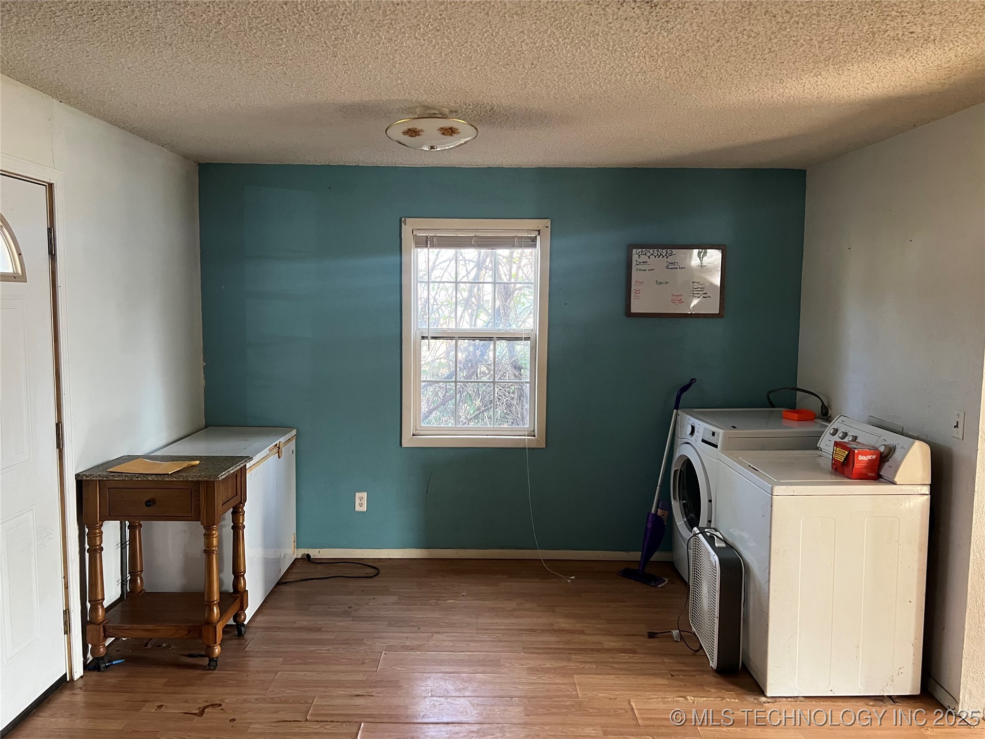 317 W Cedar Street Property Photo 10