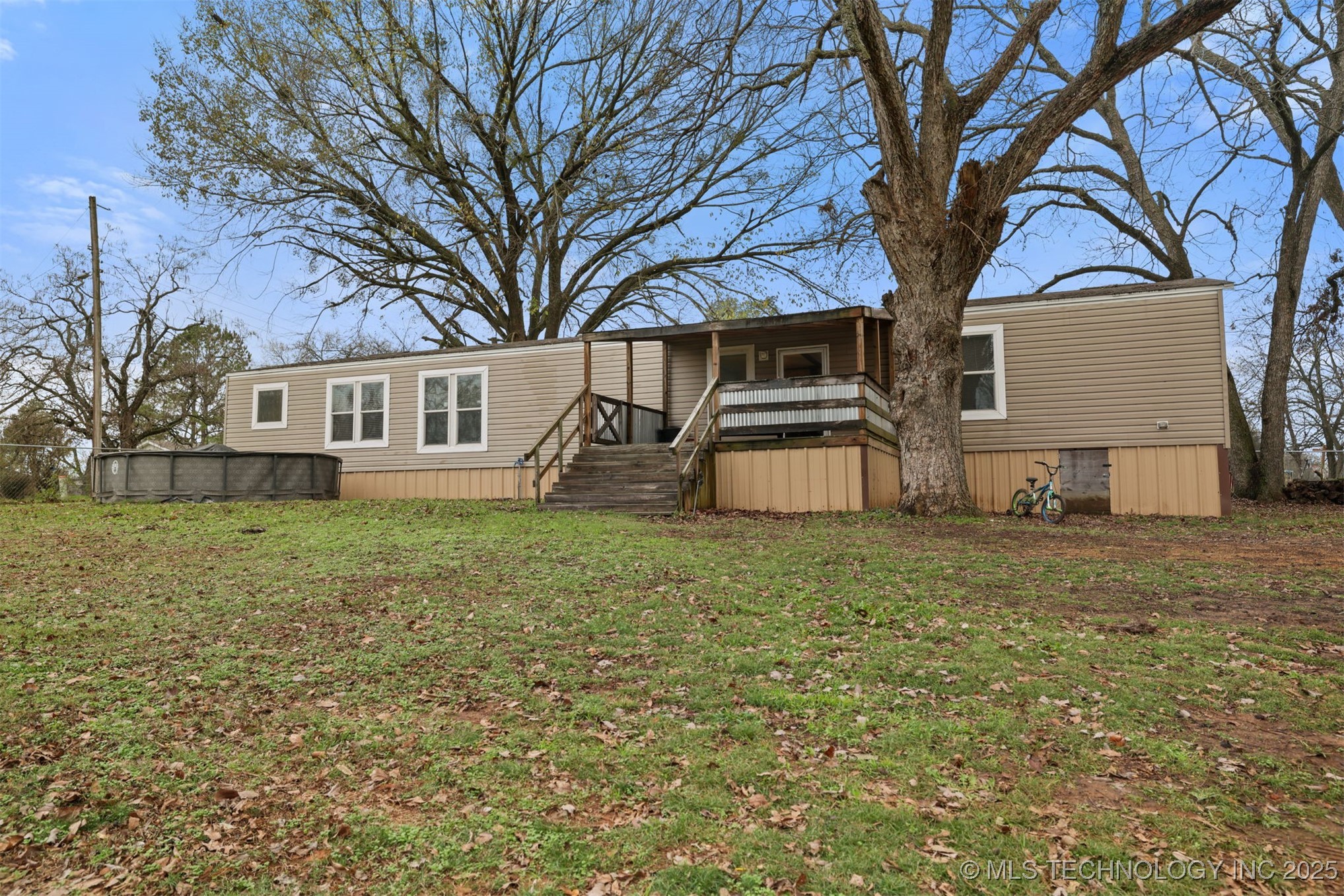 309 N 3rd Property Photo 1