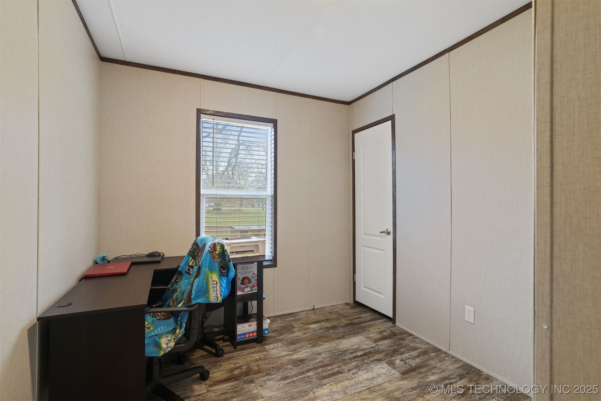 309 N 3rd Property Photo 6