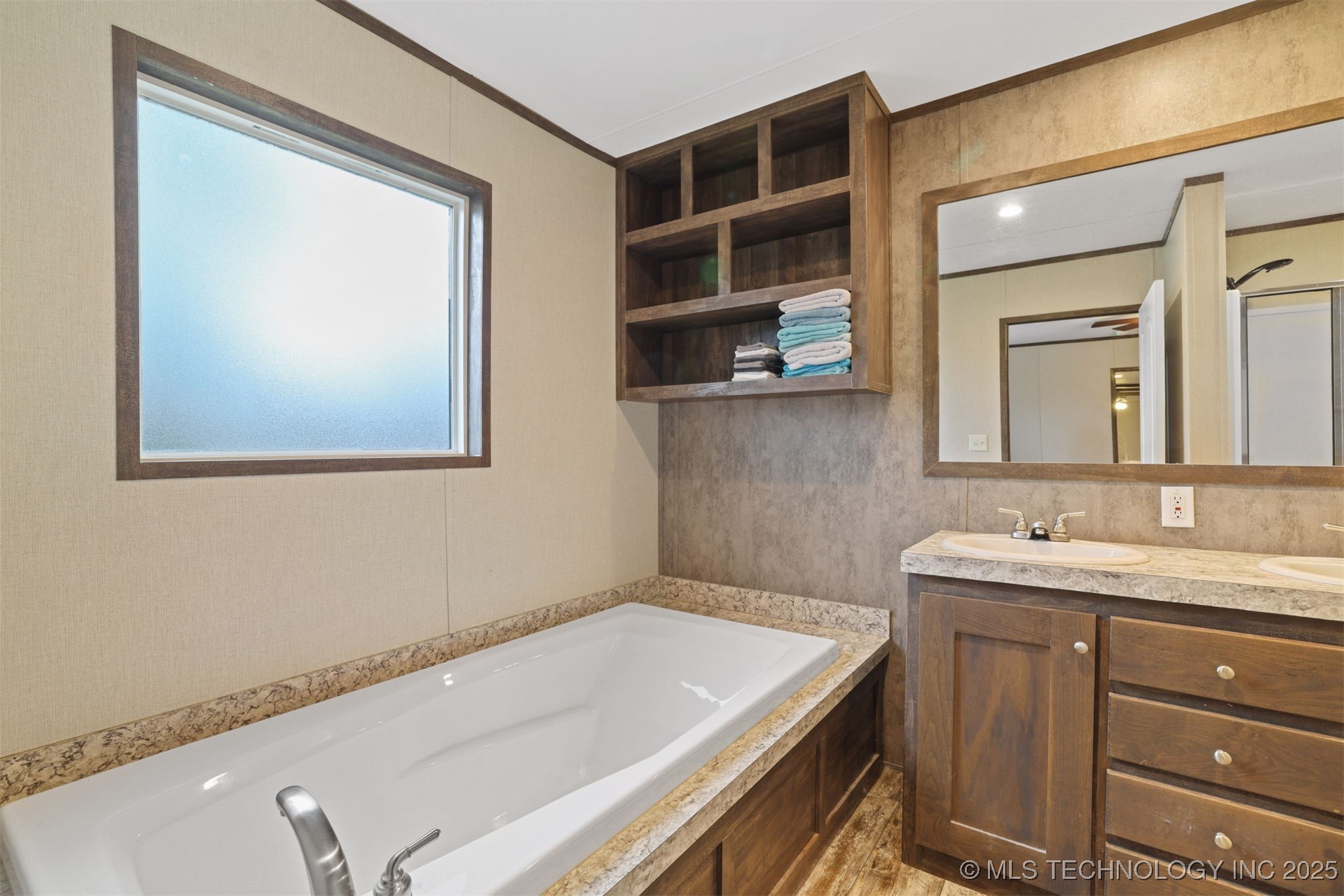 309 N 3rd Property Photo 18