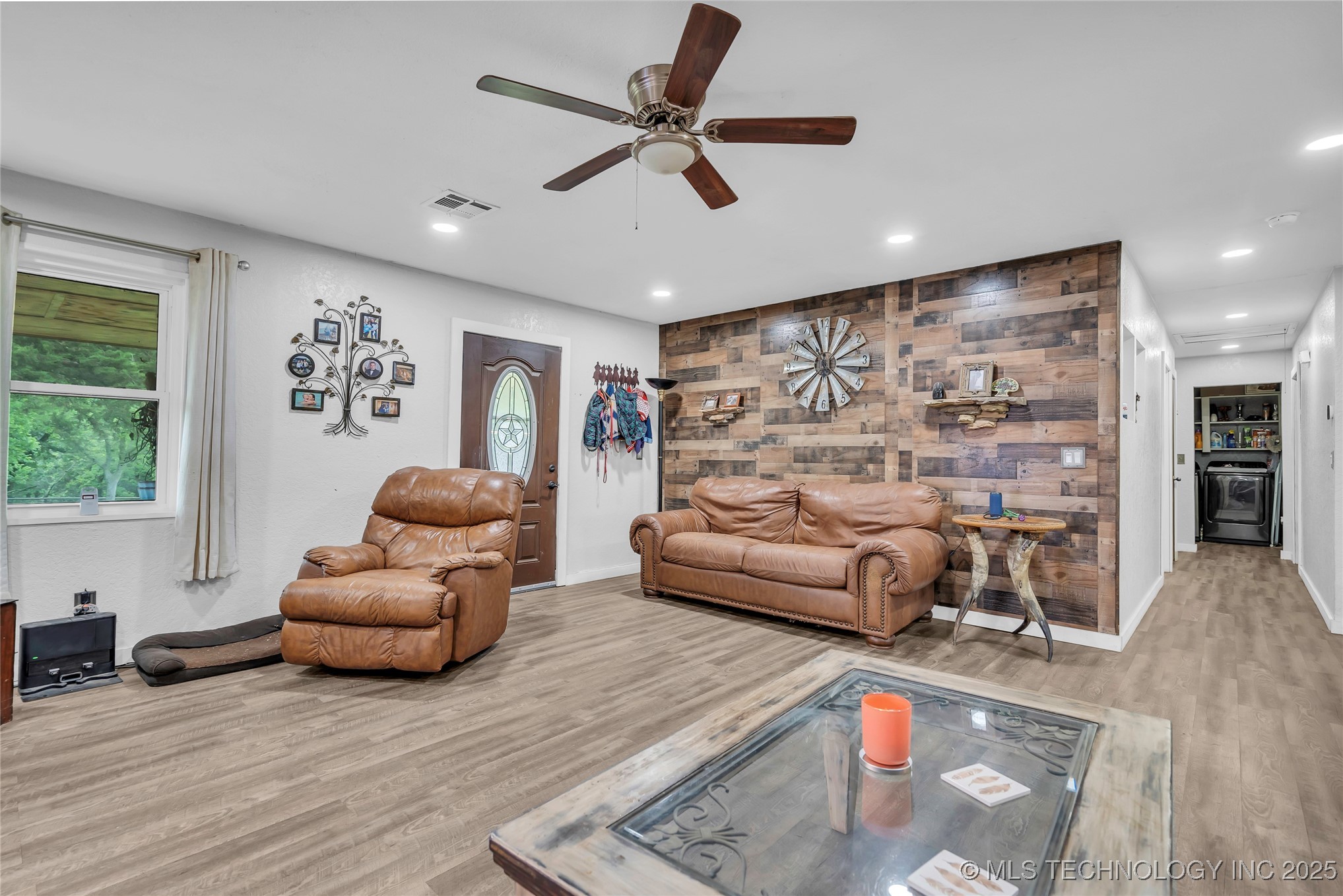 30 Peach Street Property Photo 3