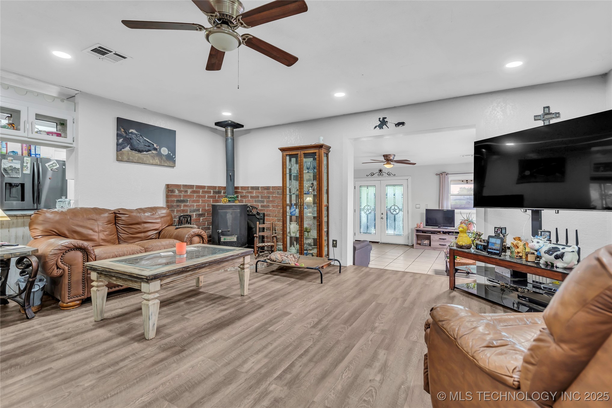 30 Peach Street Property Photo 5