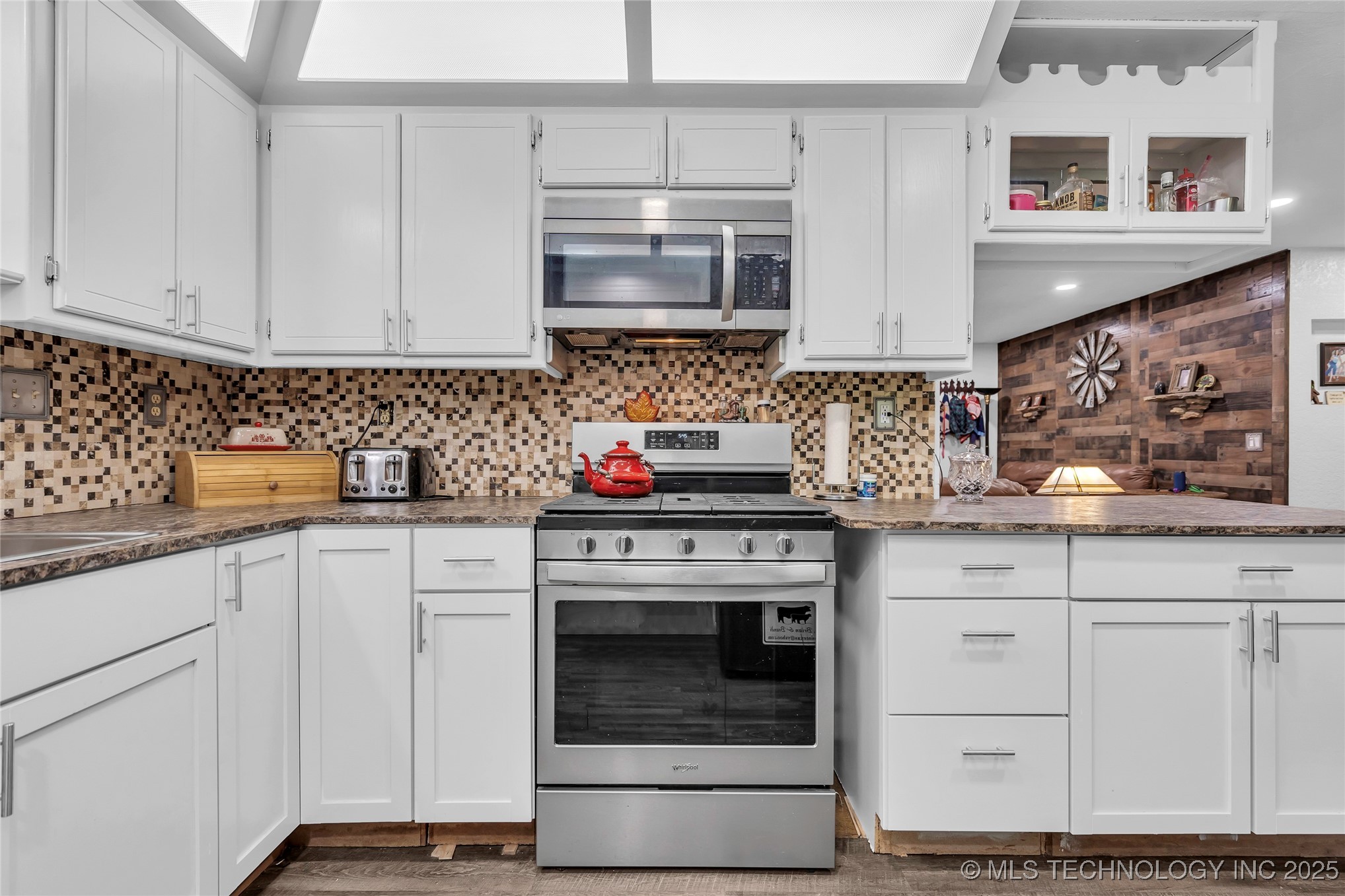 30 Peach Street Property Photo 9