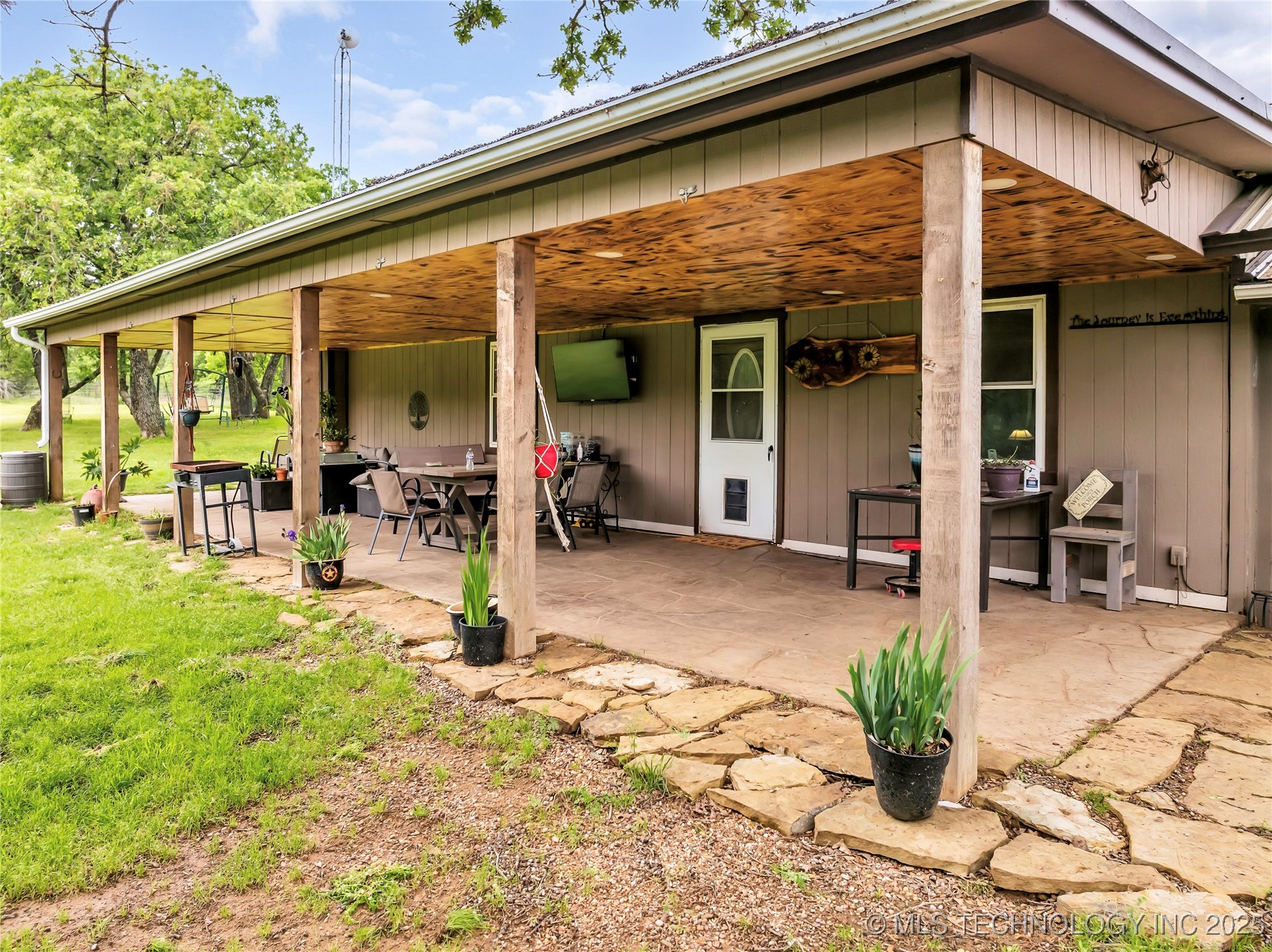 30 Peach Street Property Photo 35