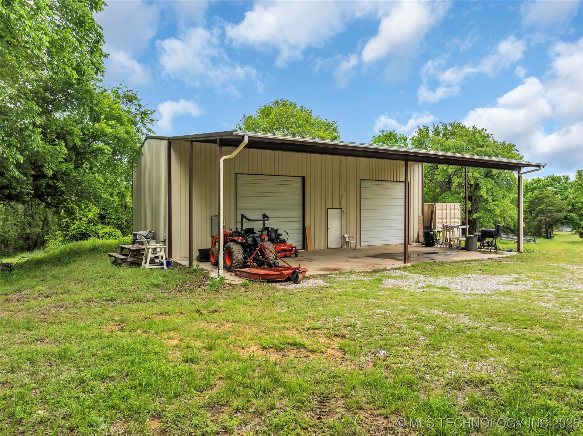 30 Peach Street Property Photo 39