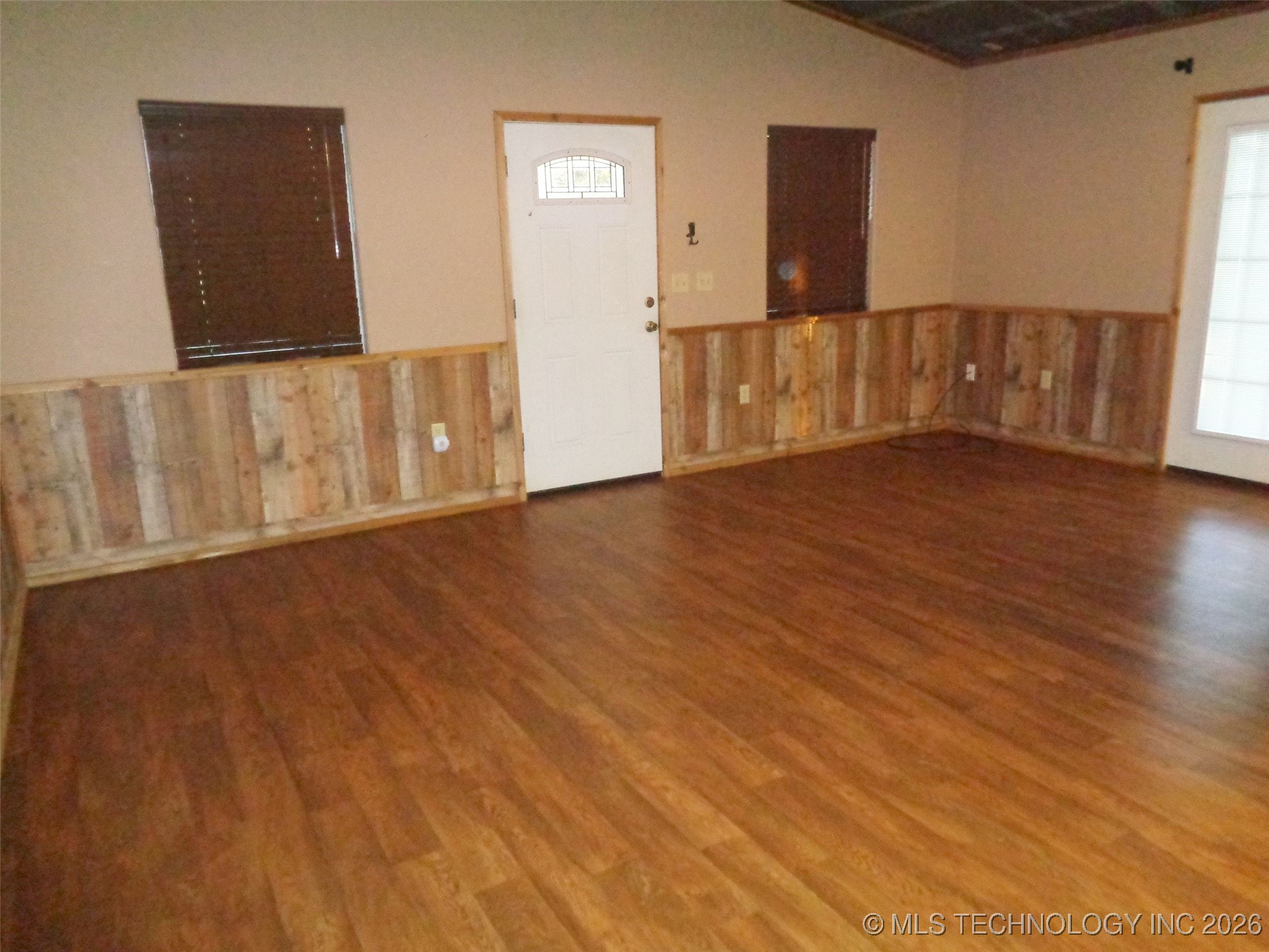 233 Betty Road Property Photo 4