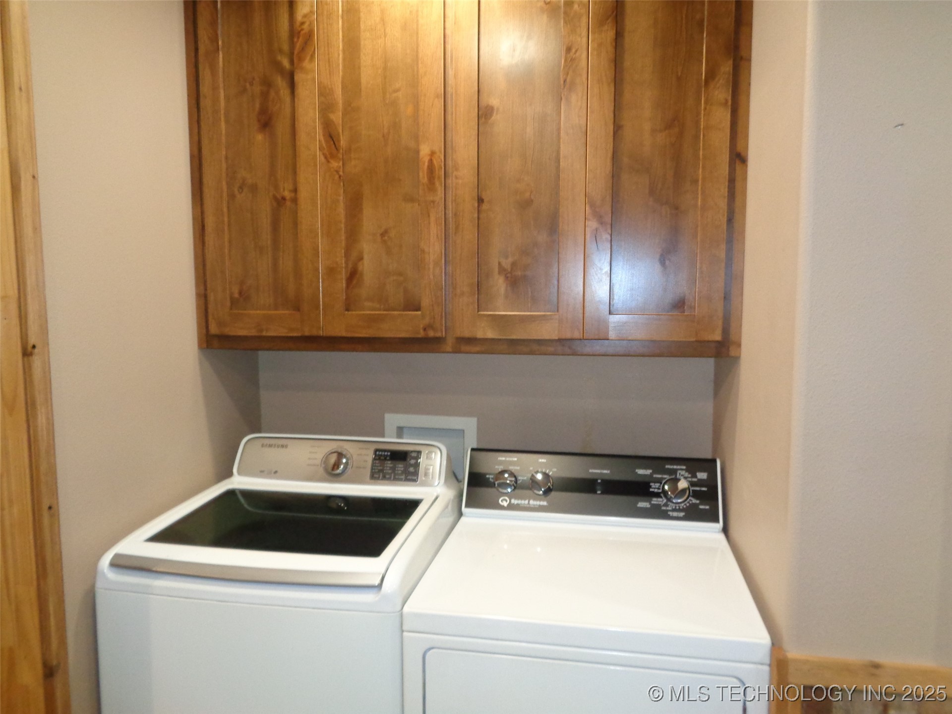 233 Betty Road Property Photo 9