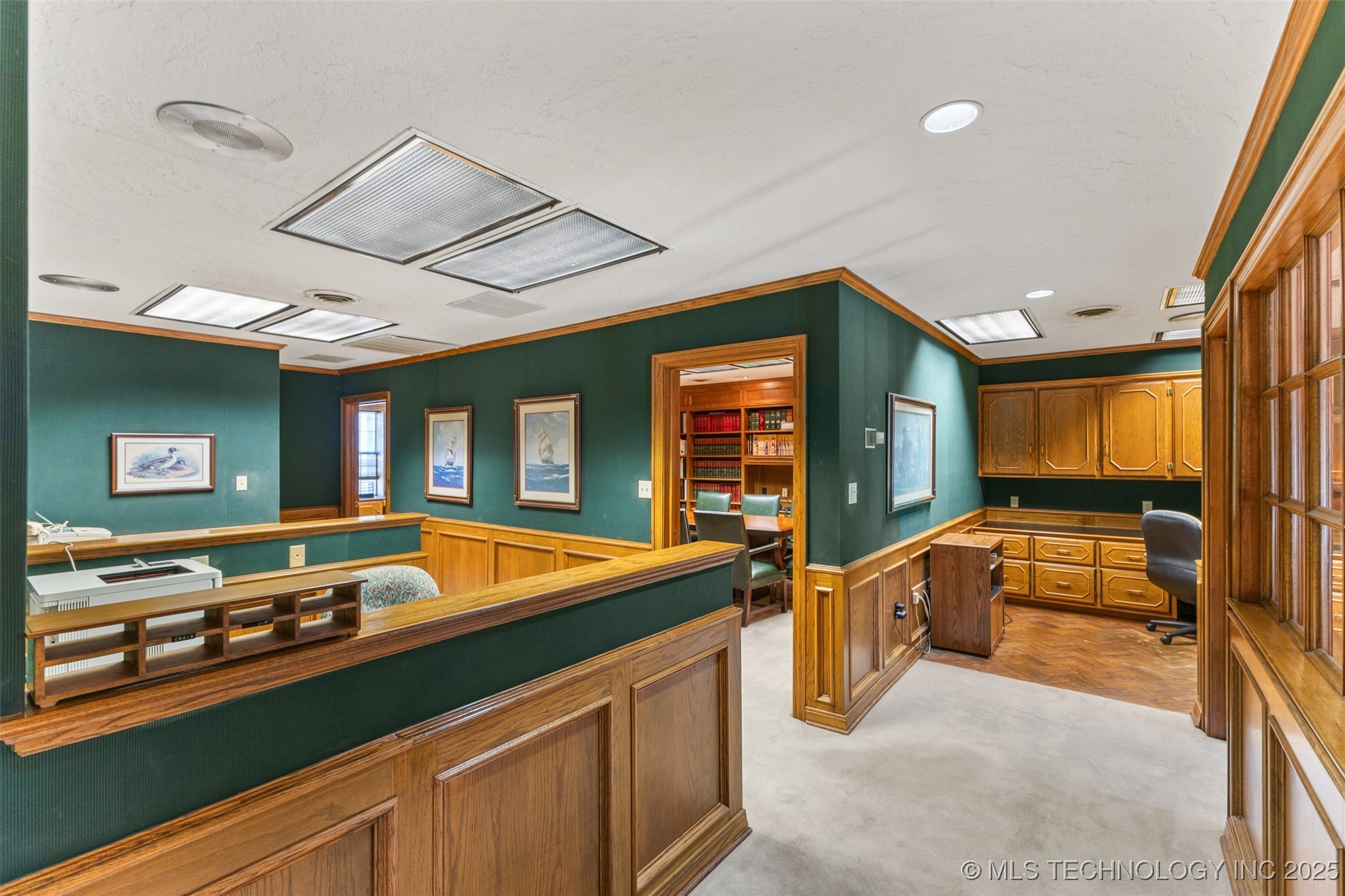 120 E 14th Property Photo 12