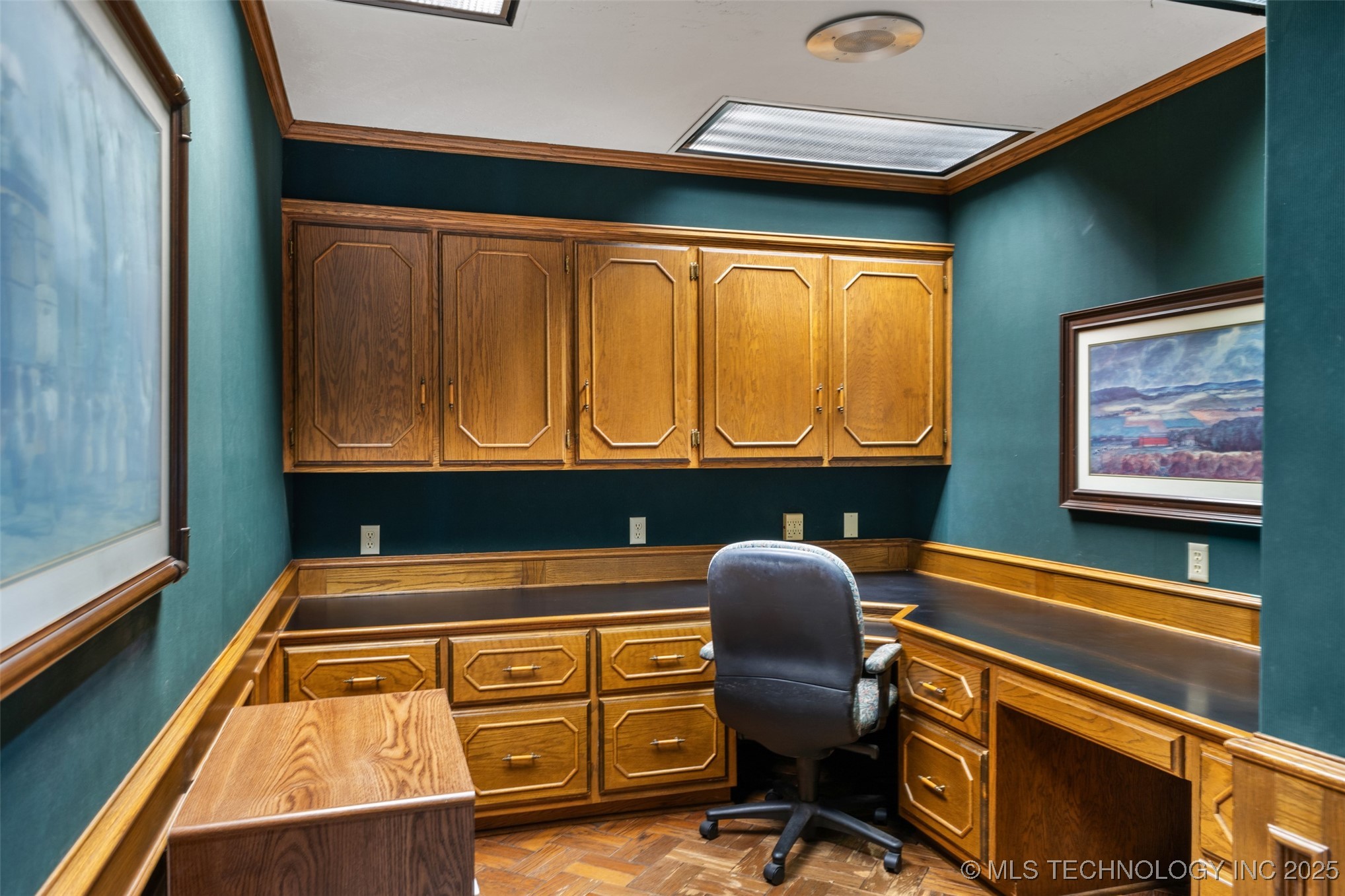 120 E 14th Property Photo 14