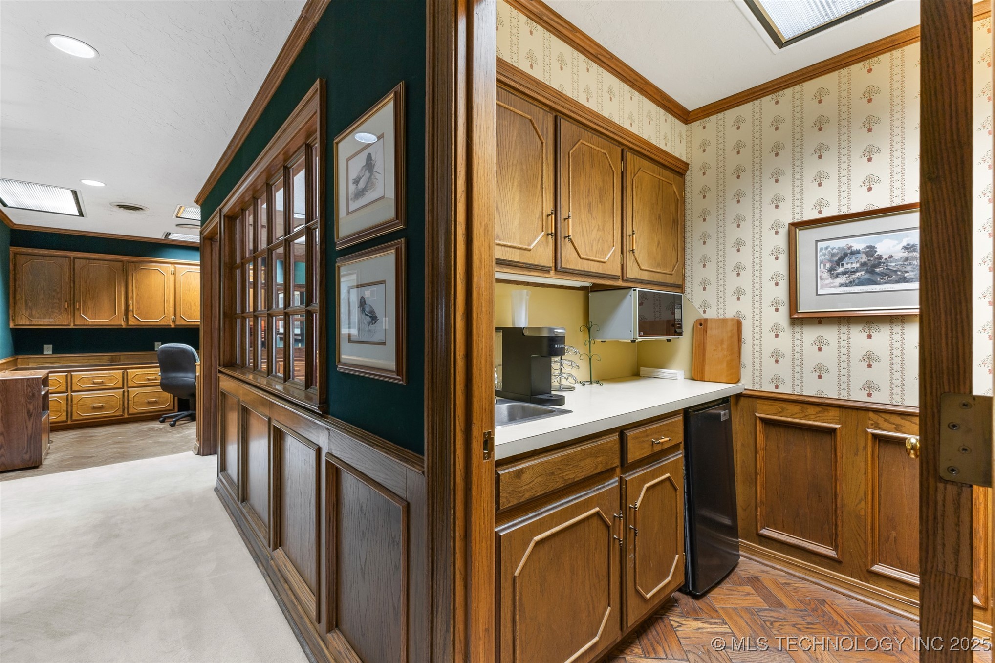 120 E 14th Property Photo 20