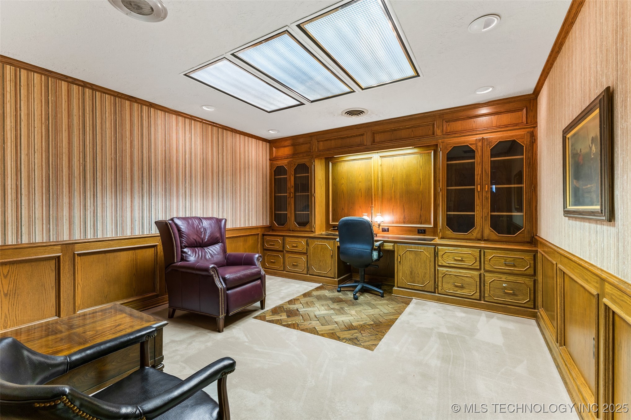 120 E 14th Property Photo 26