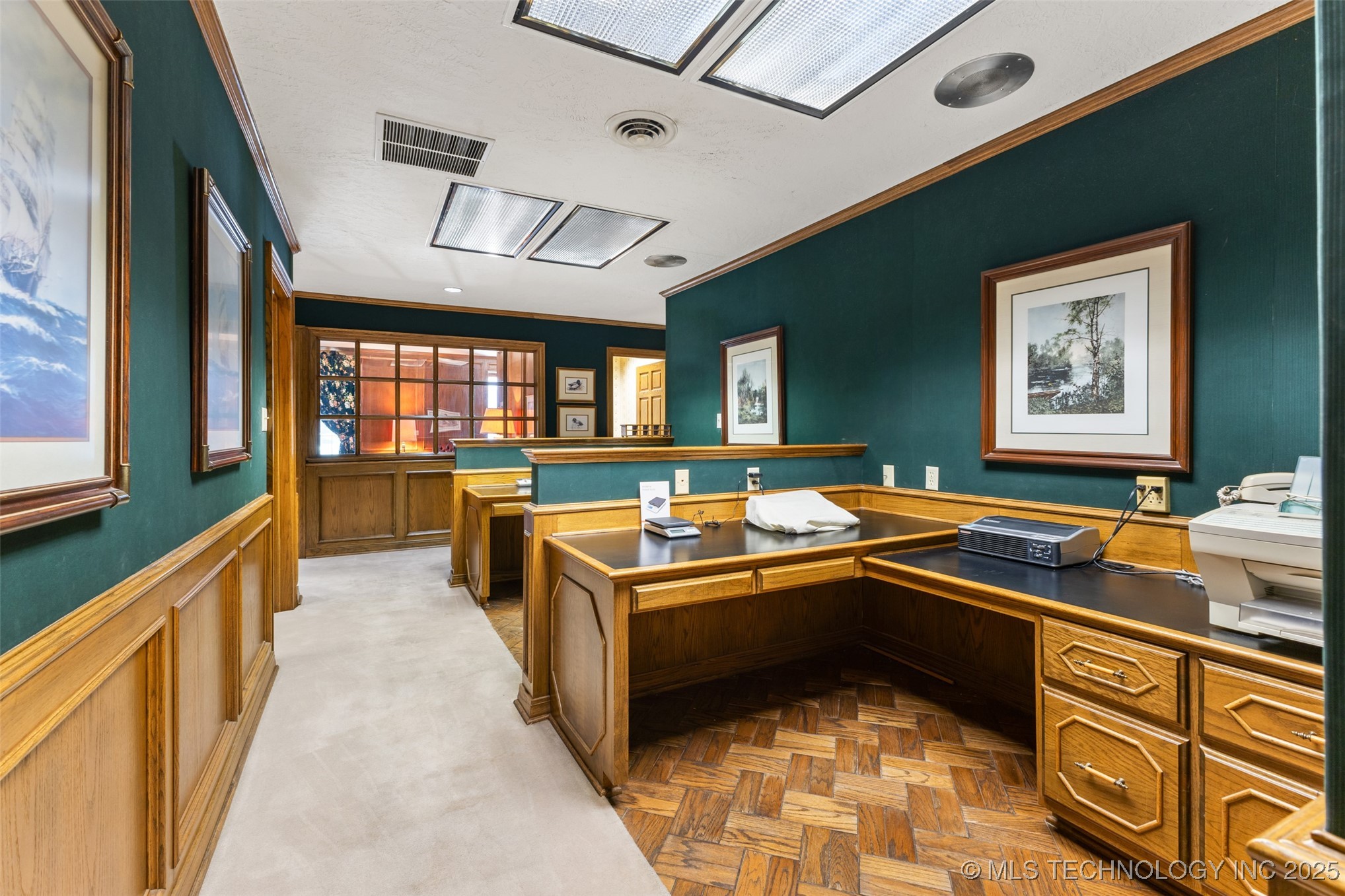 120 E 14th Property Photo 27