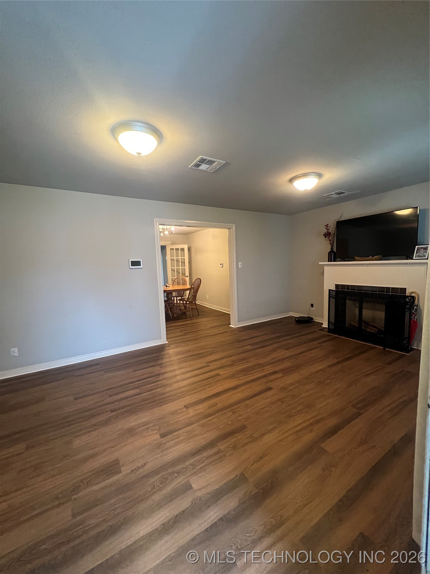 3024 Columbus Avenue Property Photo 2