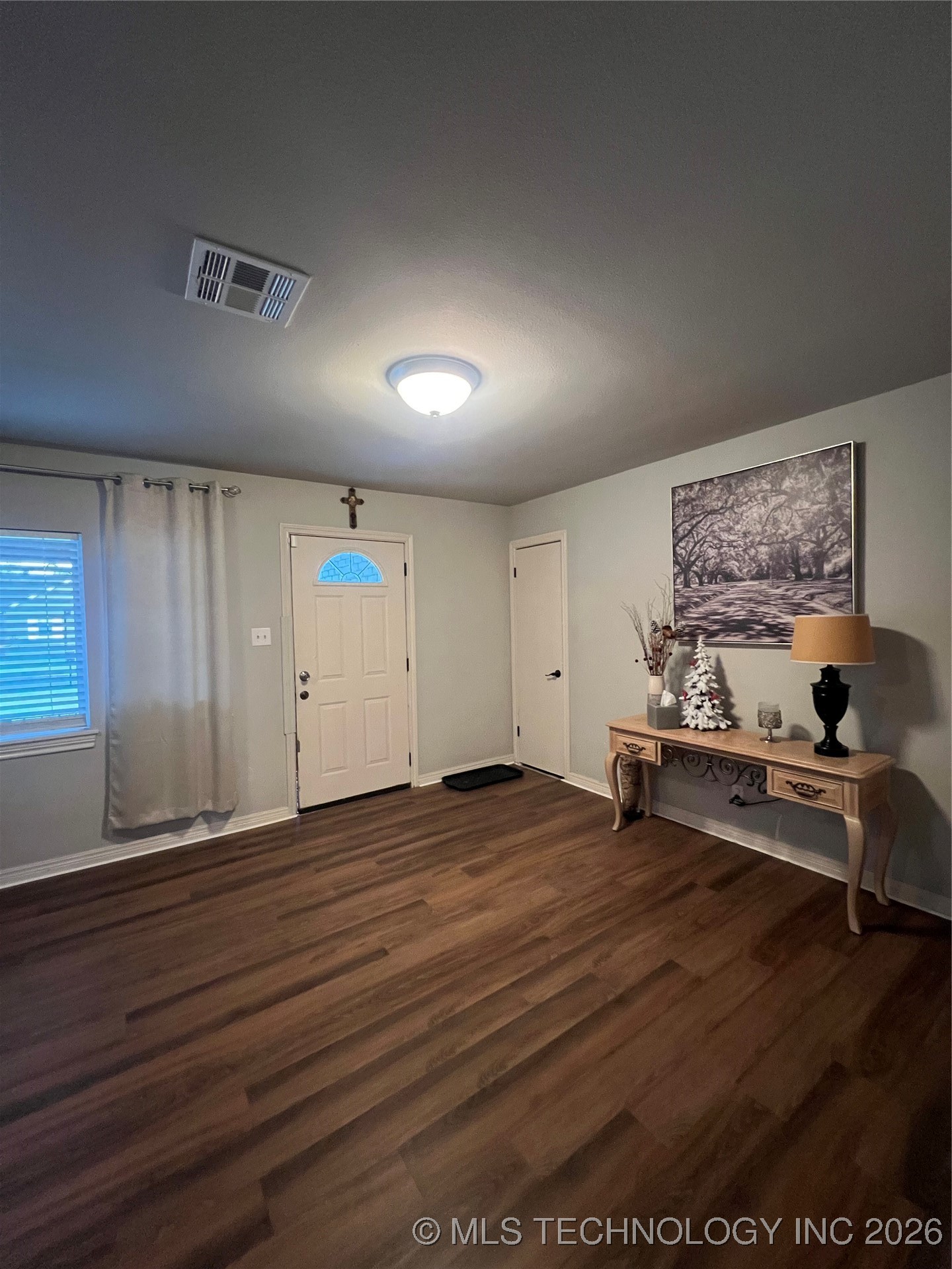 3024 Columbus Avenue Property Photo 3