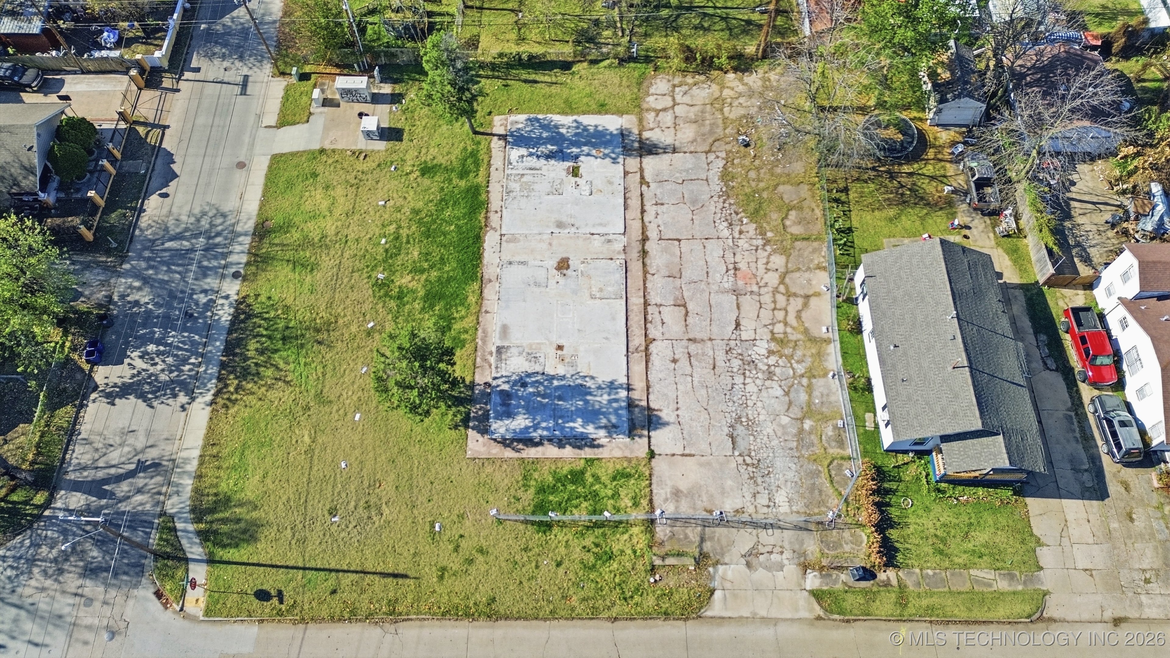 3015 E Archer Street Property Photo 1