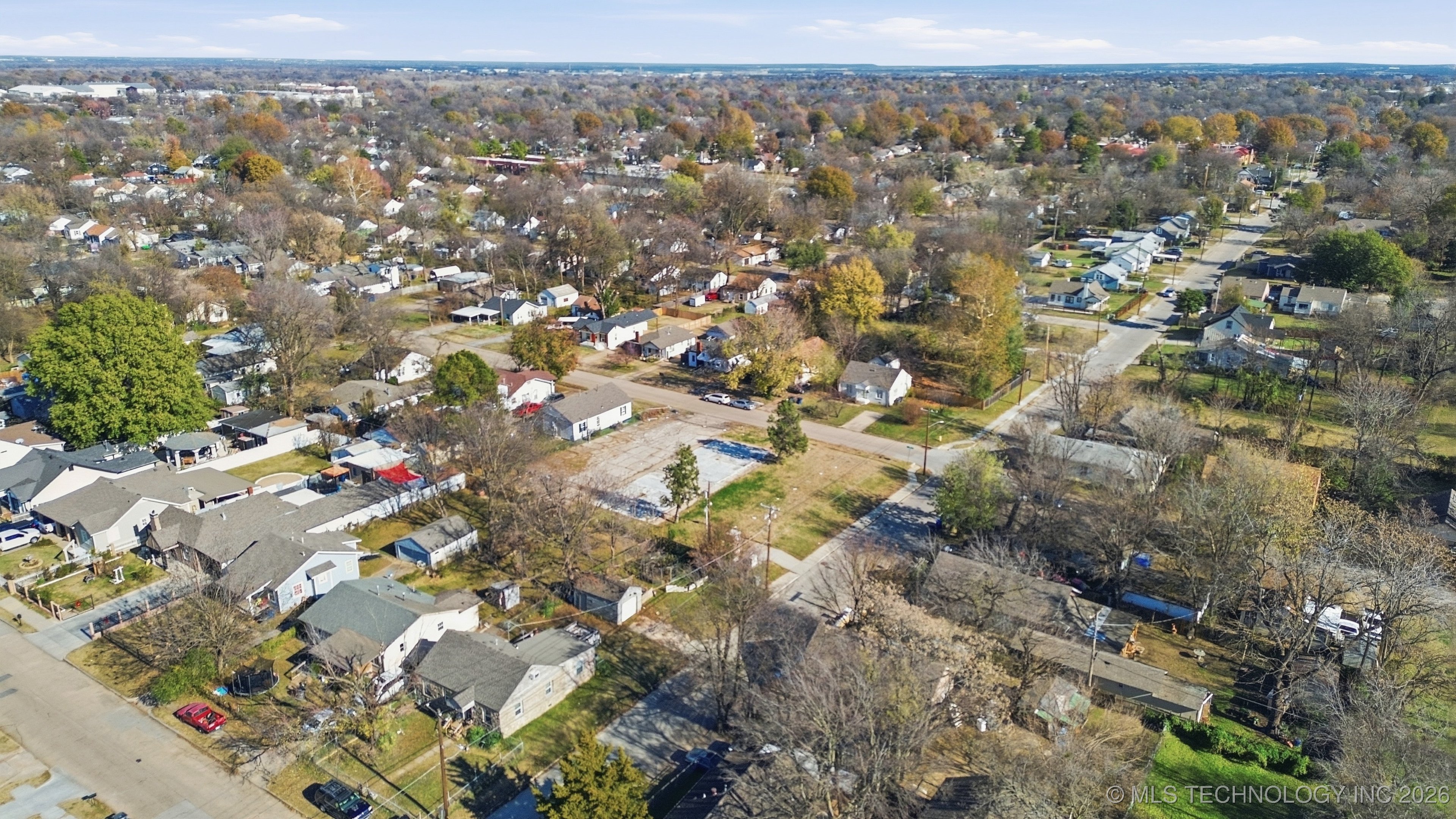 3015 E Archer Street Property Photo 11