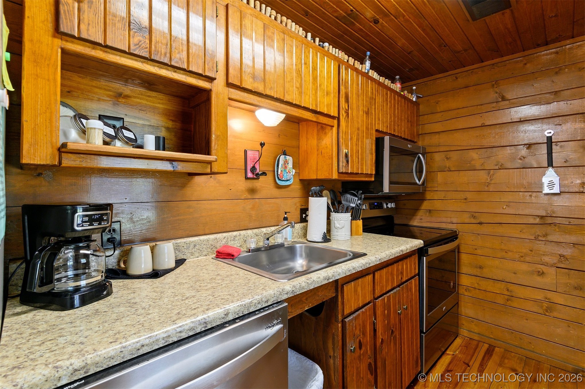 68438 Eagle Creek Property Photo 7