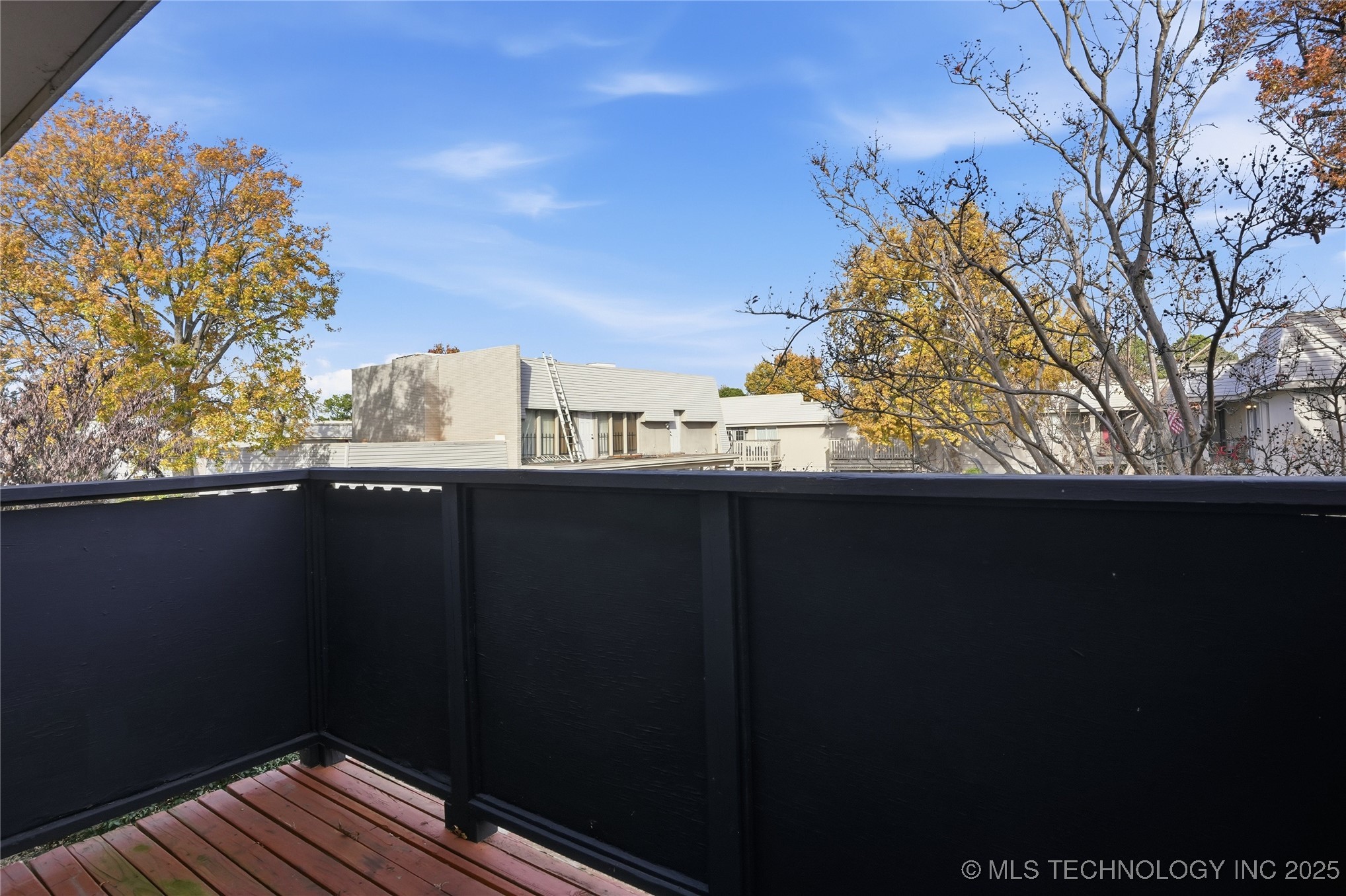 6732 S Lewis Avenue 312 Property Photo 25