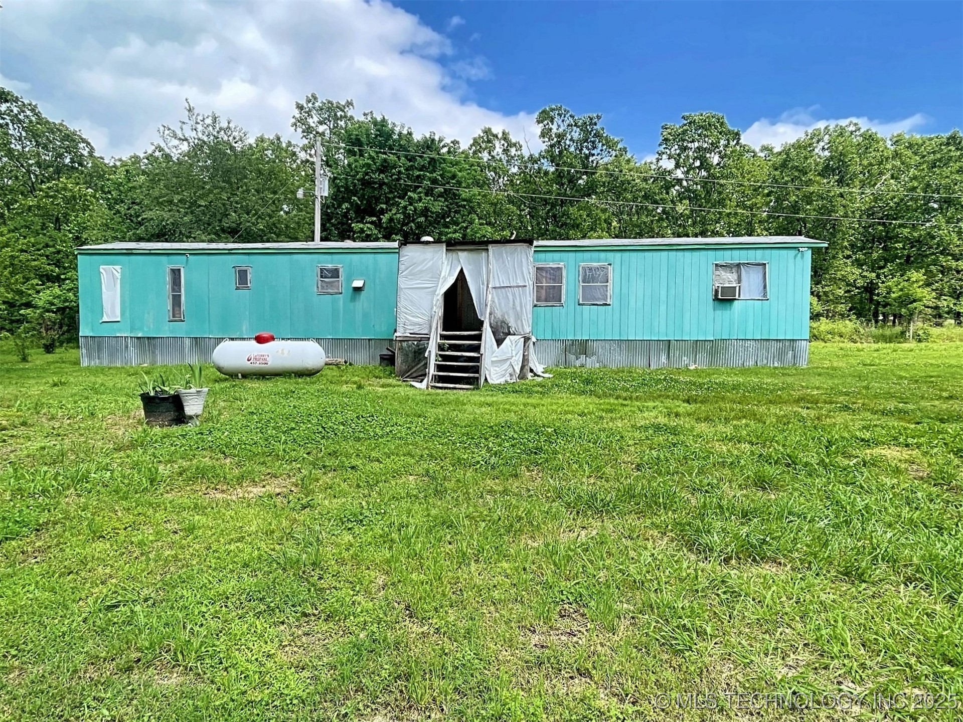 16246 E 647 Road Property Photo 1