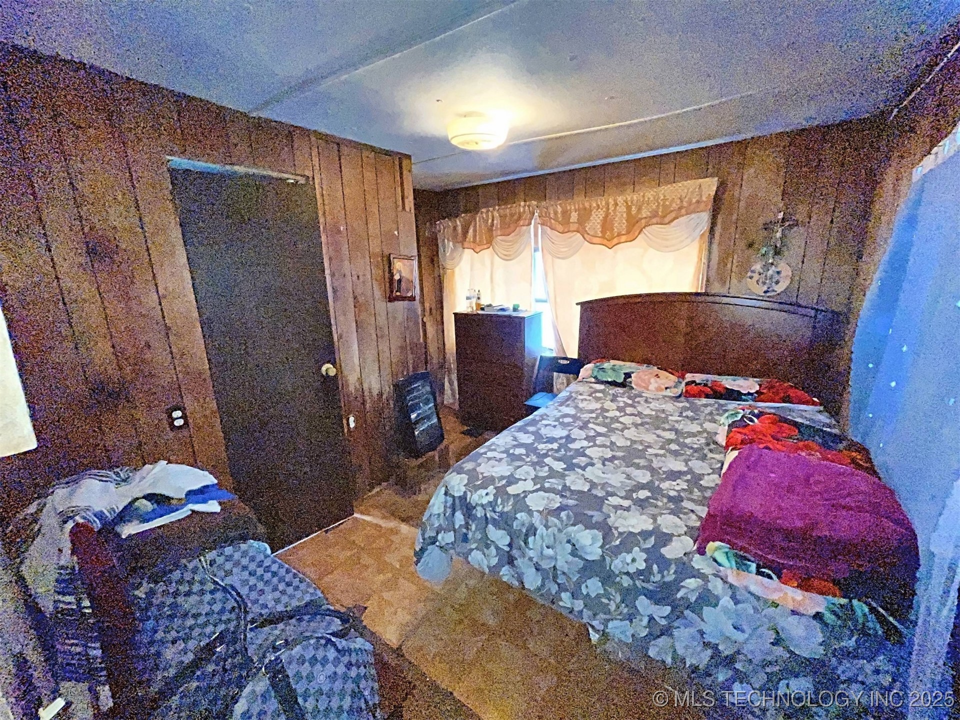 16246 E 647 Road Property Photo 6