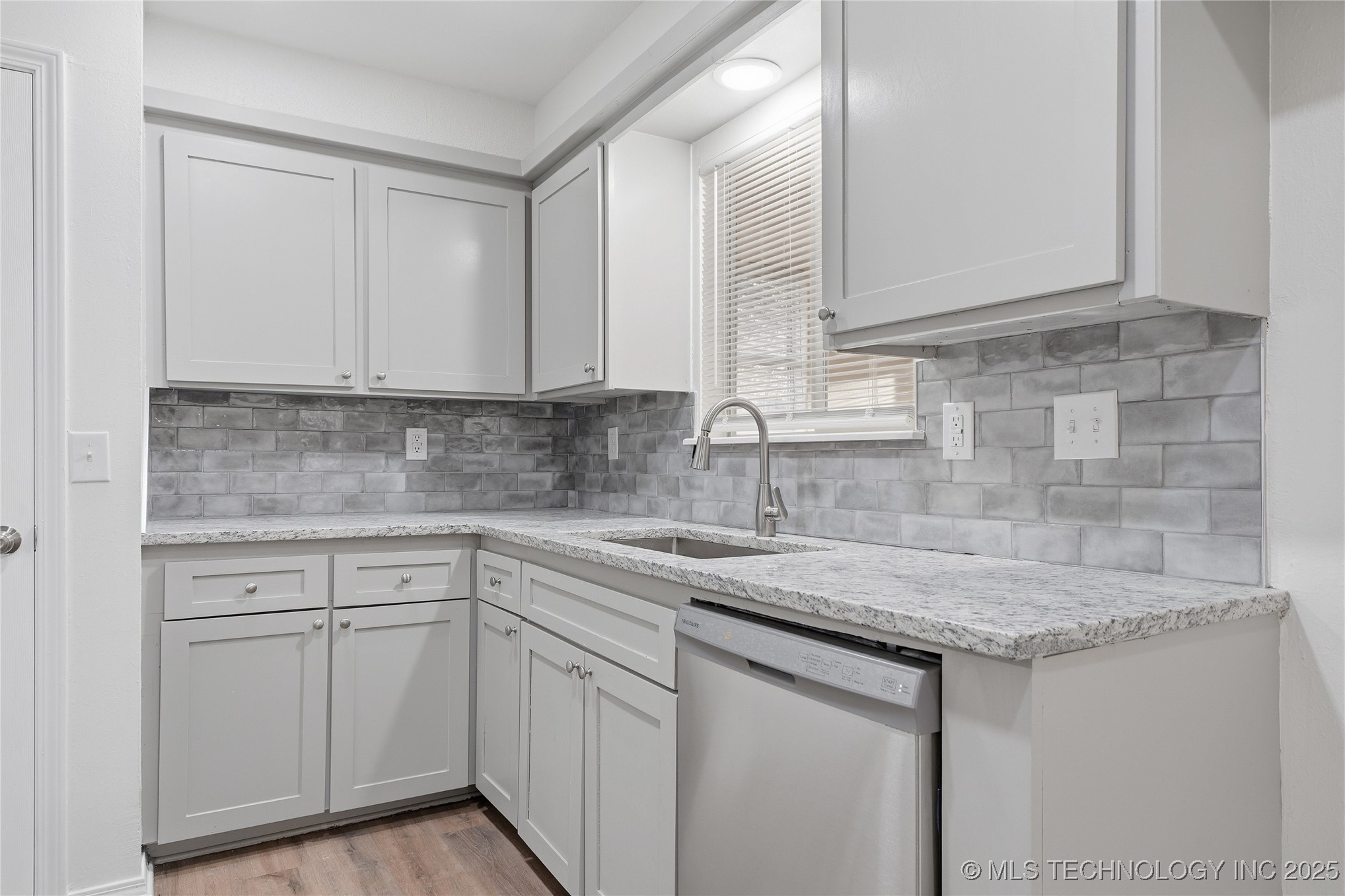 1605 S 125th East Avenue Property Photo 13