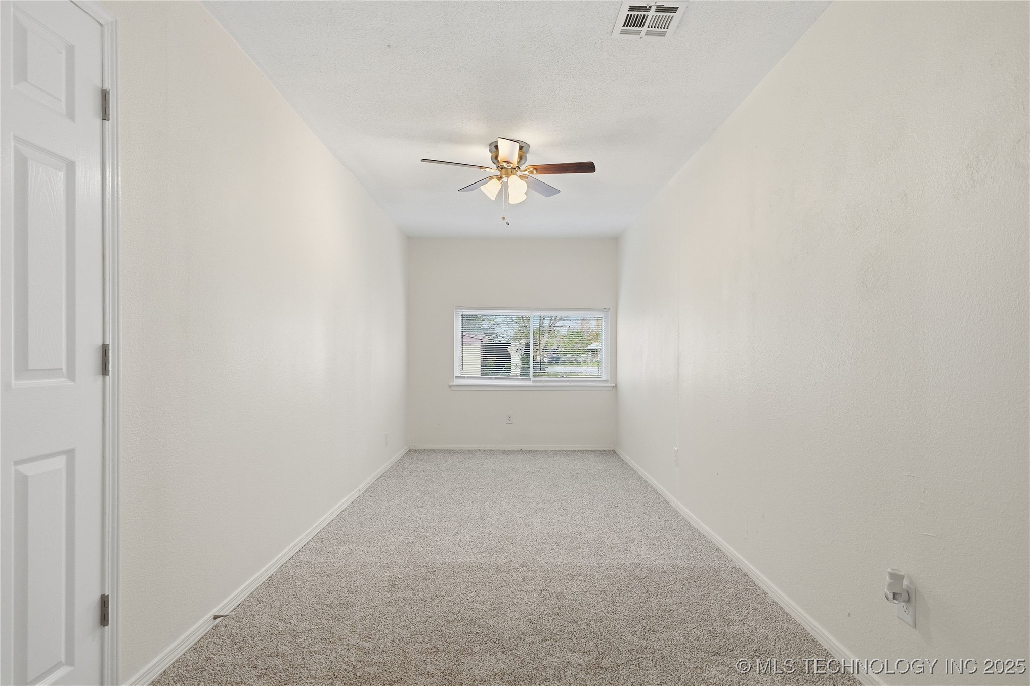 1605 S 125th East Avenue Property Photo 20