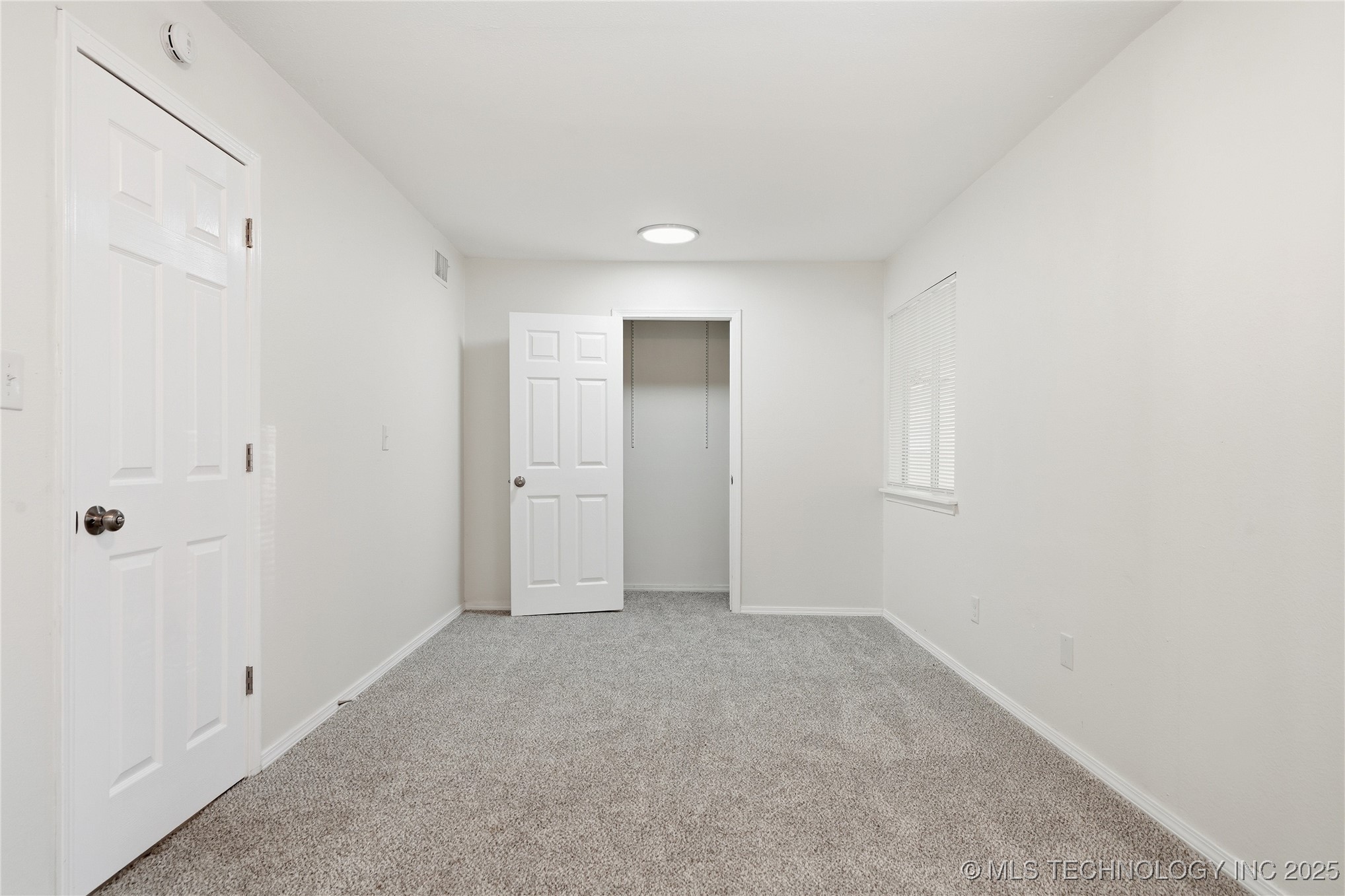 1605 S 125th East Avenue Property Photo 25