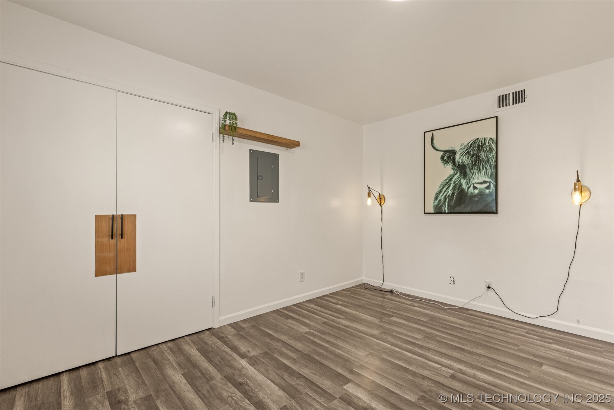 4428 E 68th Street 484 Property Photo 30