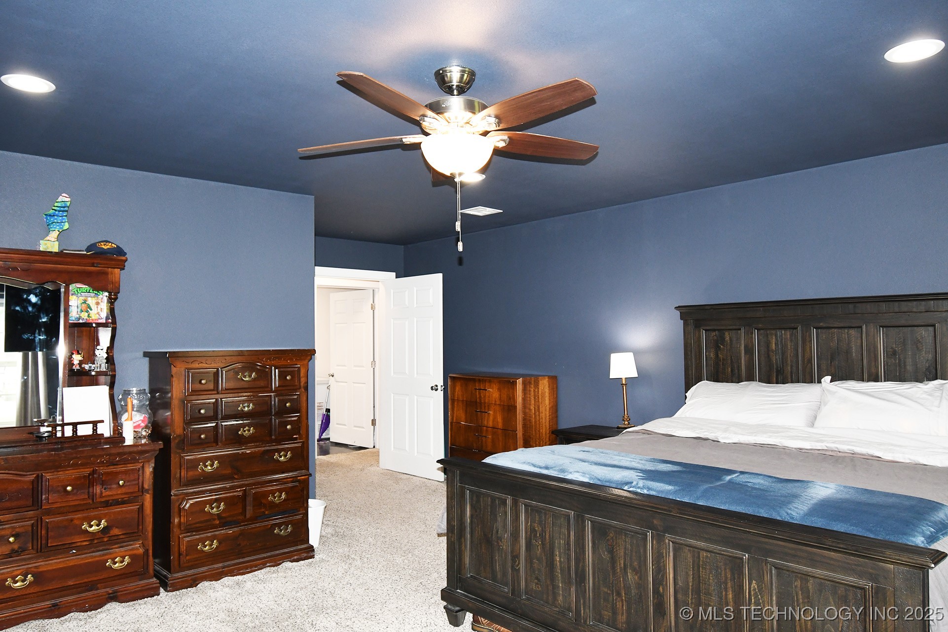 304 S Blackstone Street Property Photo 10