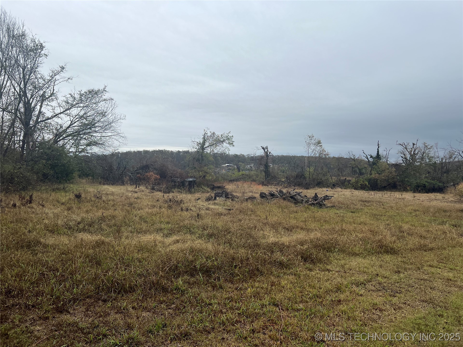 1825 N 4257 Road Property Photo 8