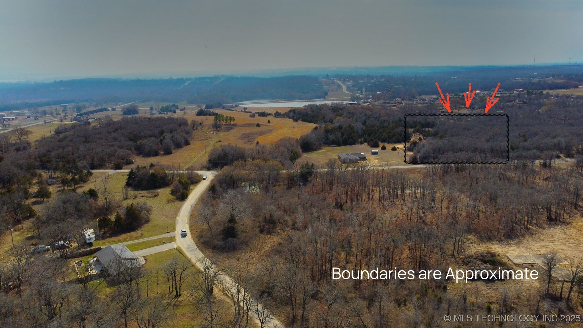 32552 Meadowood Drive Property Photo 2