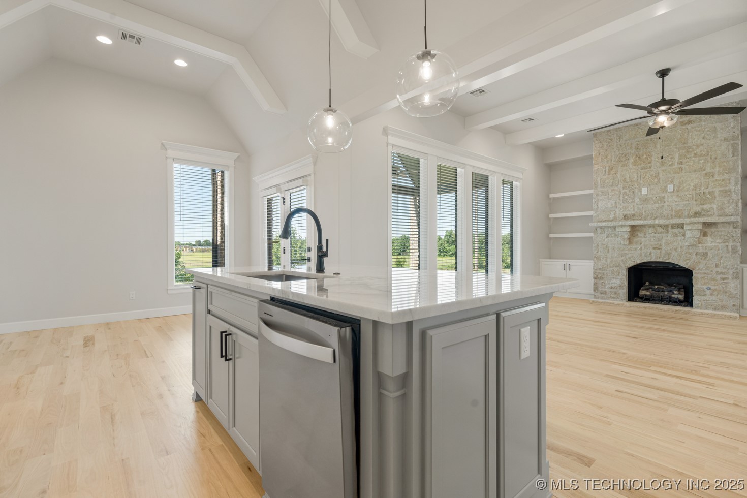 2601 W Twin Oaks Street Property Photo 13