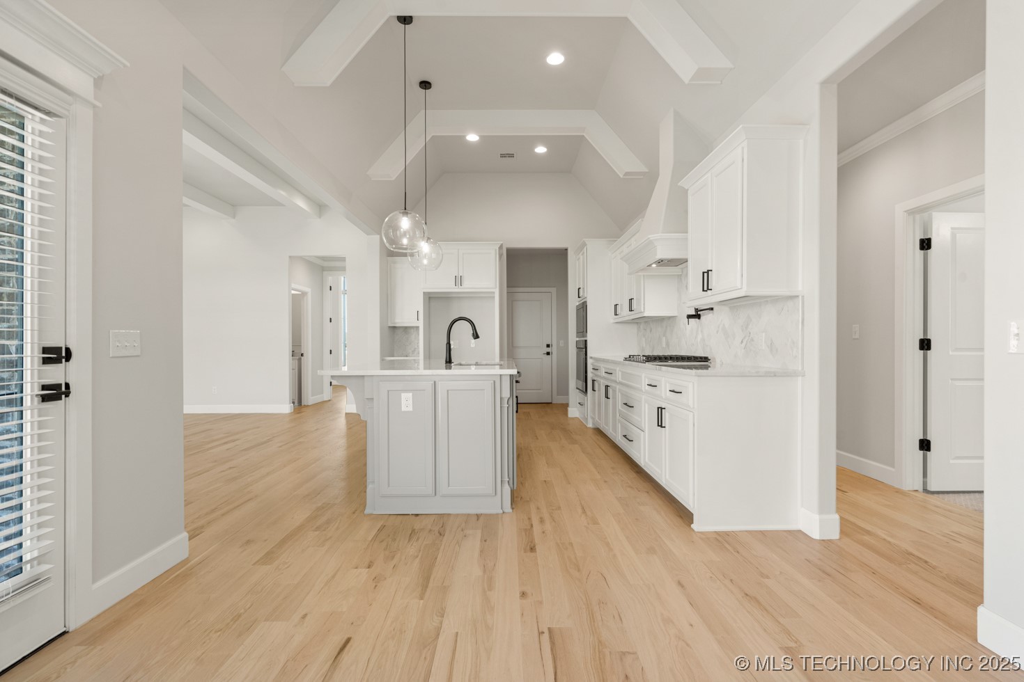 2601 W Twin Oaks Street Property Photo 17