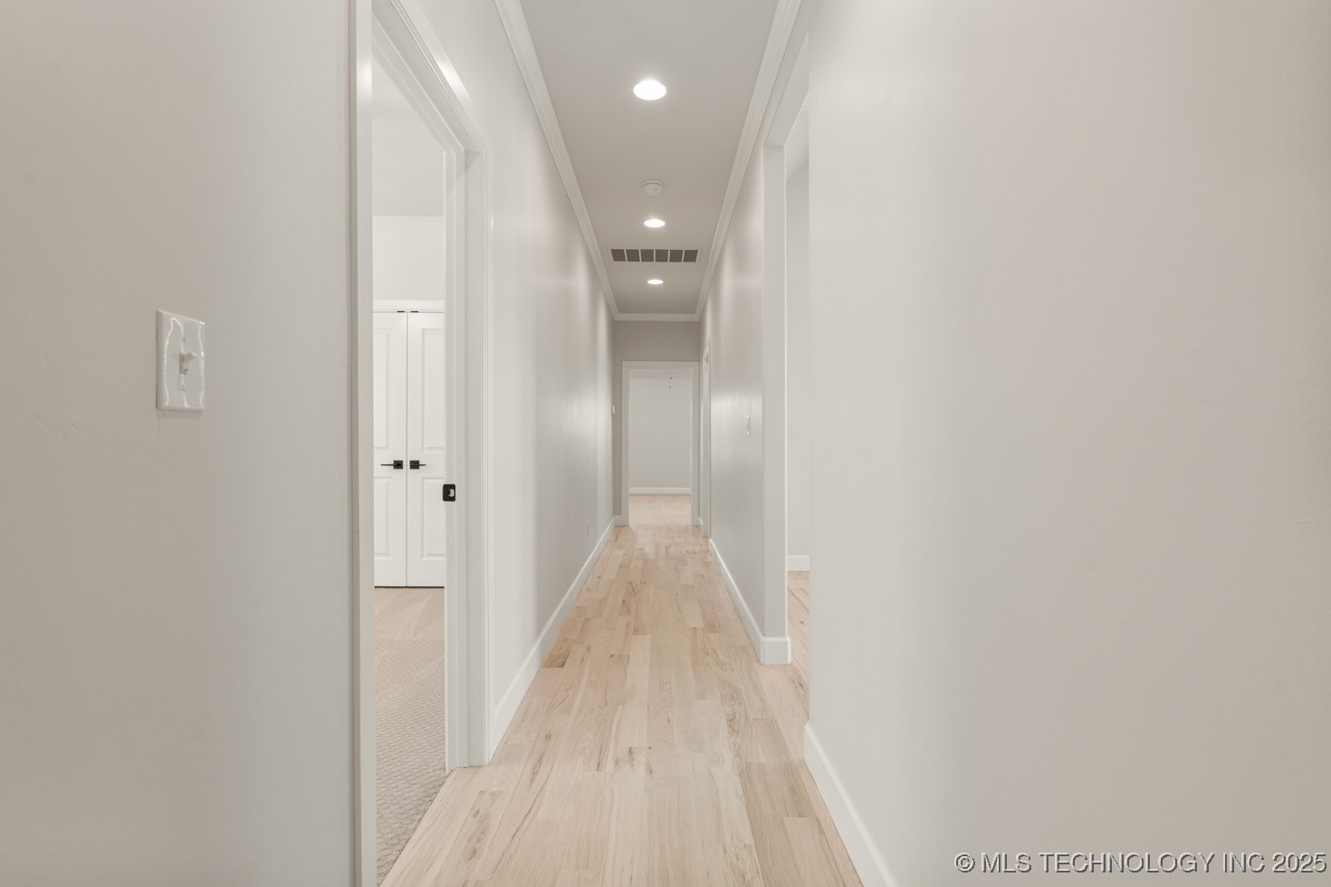 2601 W Twin Oaks Street Property Photo 21