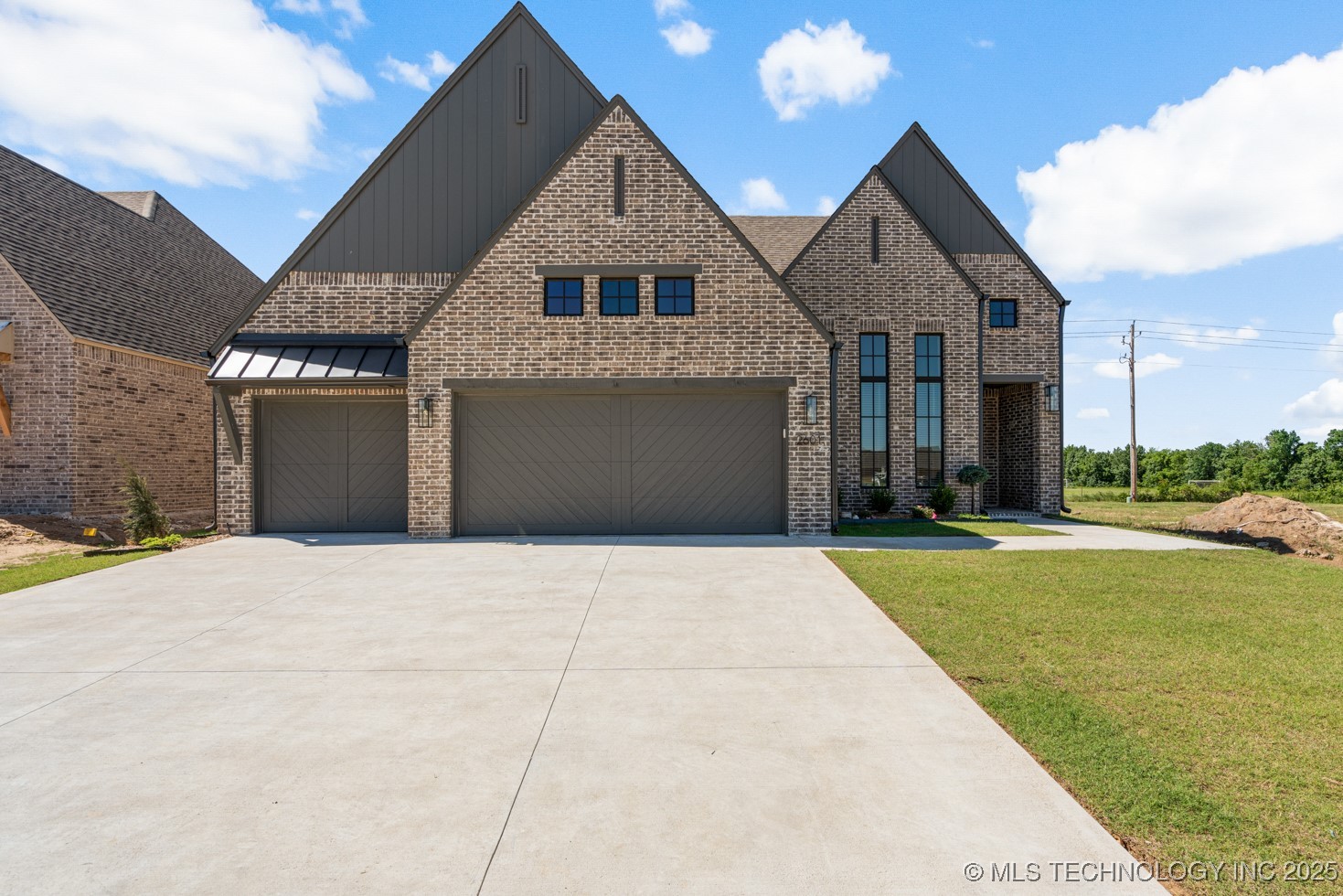 2601 W Twin Oaks Street Property Photo 36