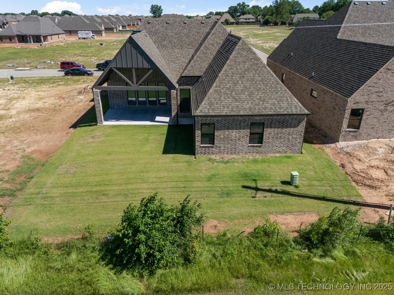 2601 W Twin Oaks Street Property Photo 42