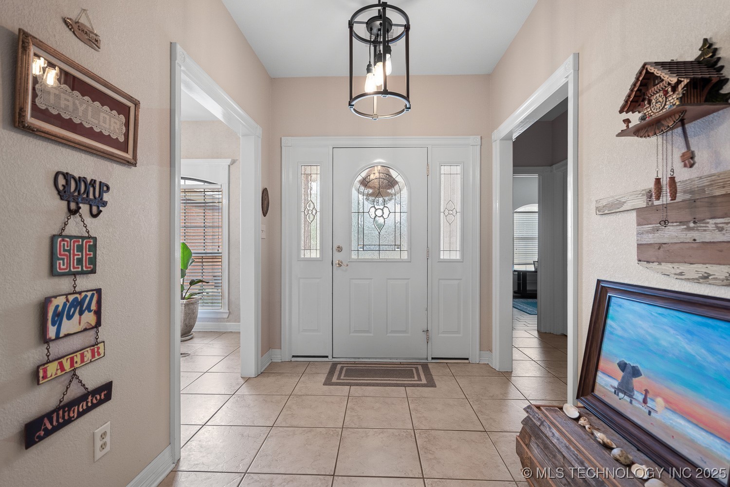 833 Franklin Drive Property Photo 3