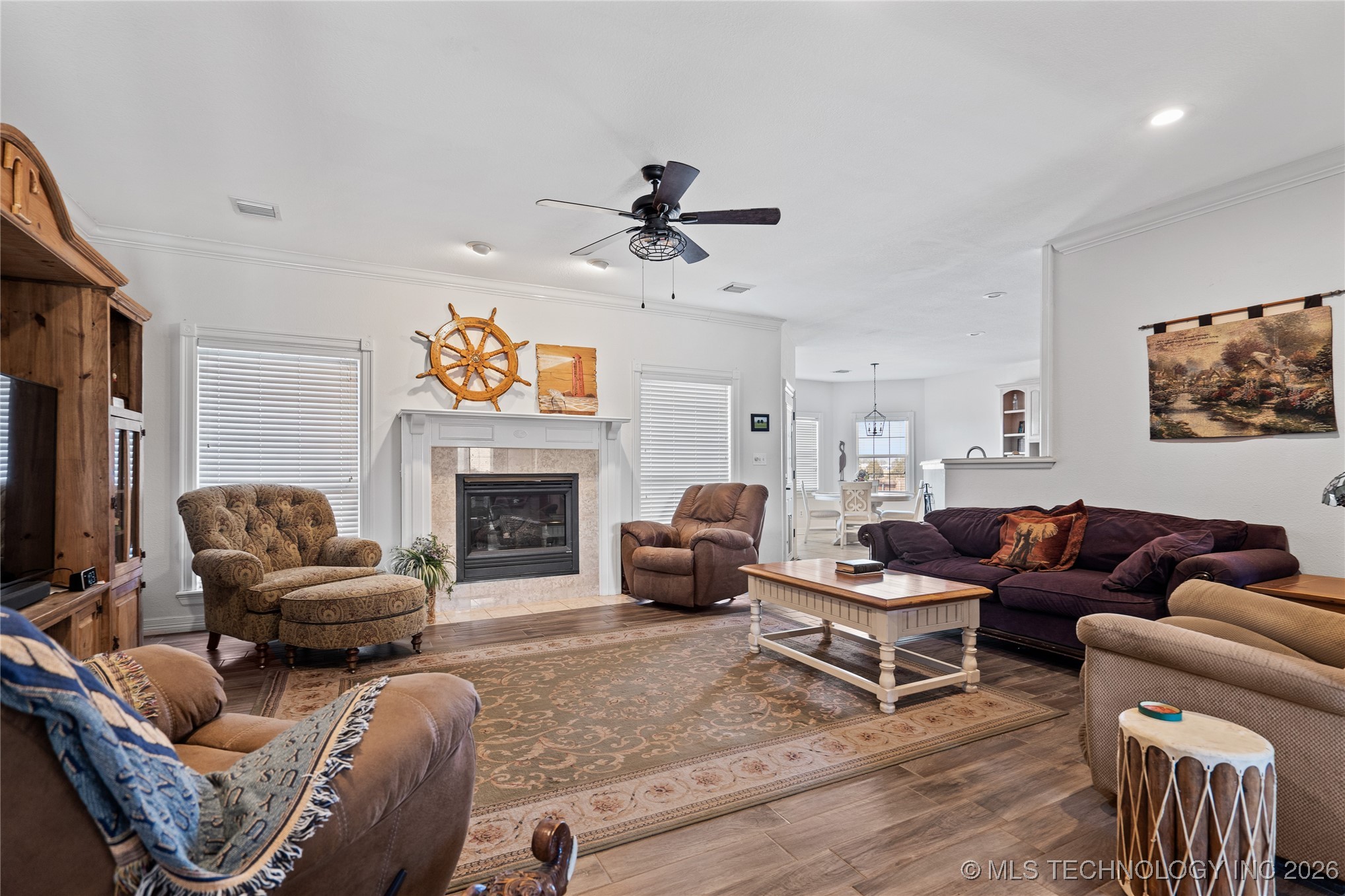 833 Franklin Drive Property Photo 4