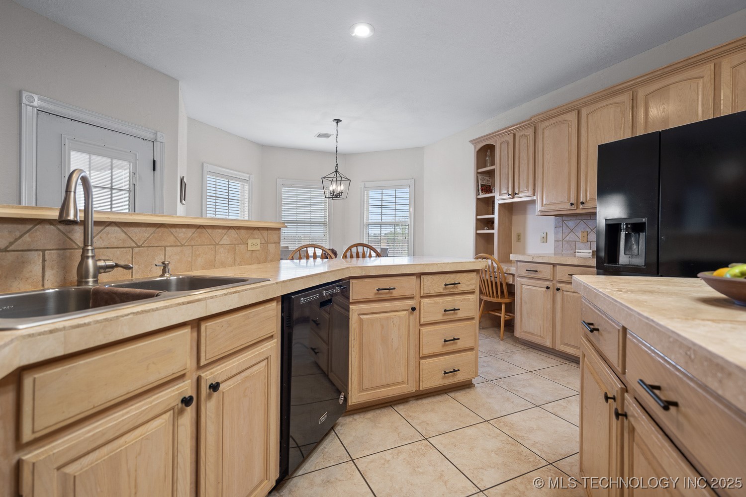 833 Franklin Drive Property Photo 16