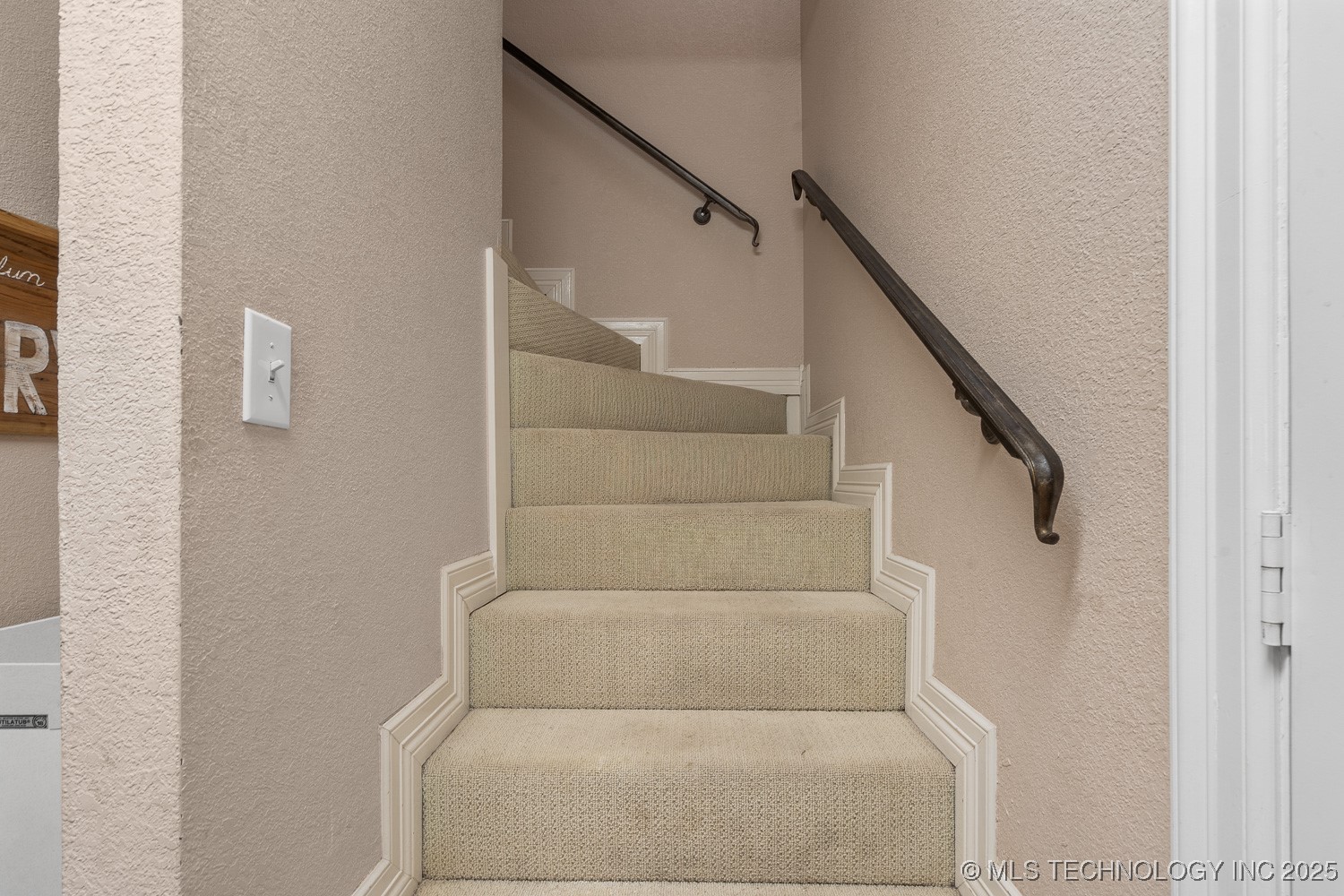 833 Franklin Drive Property Photo 37