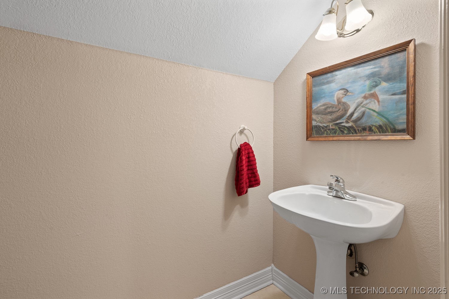 833 Franklin Drive Property Photo 40