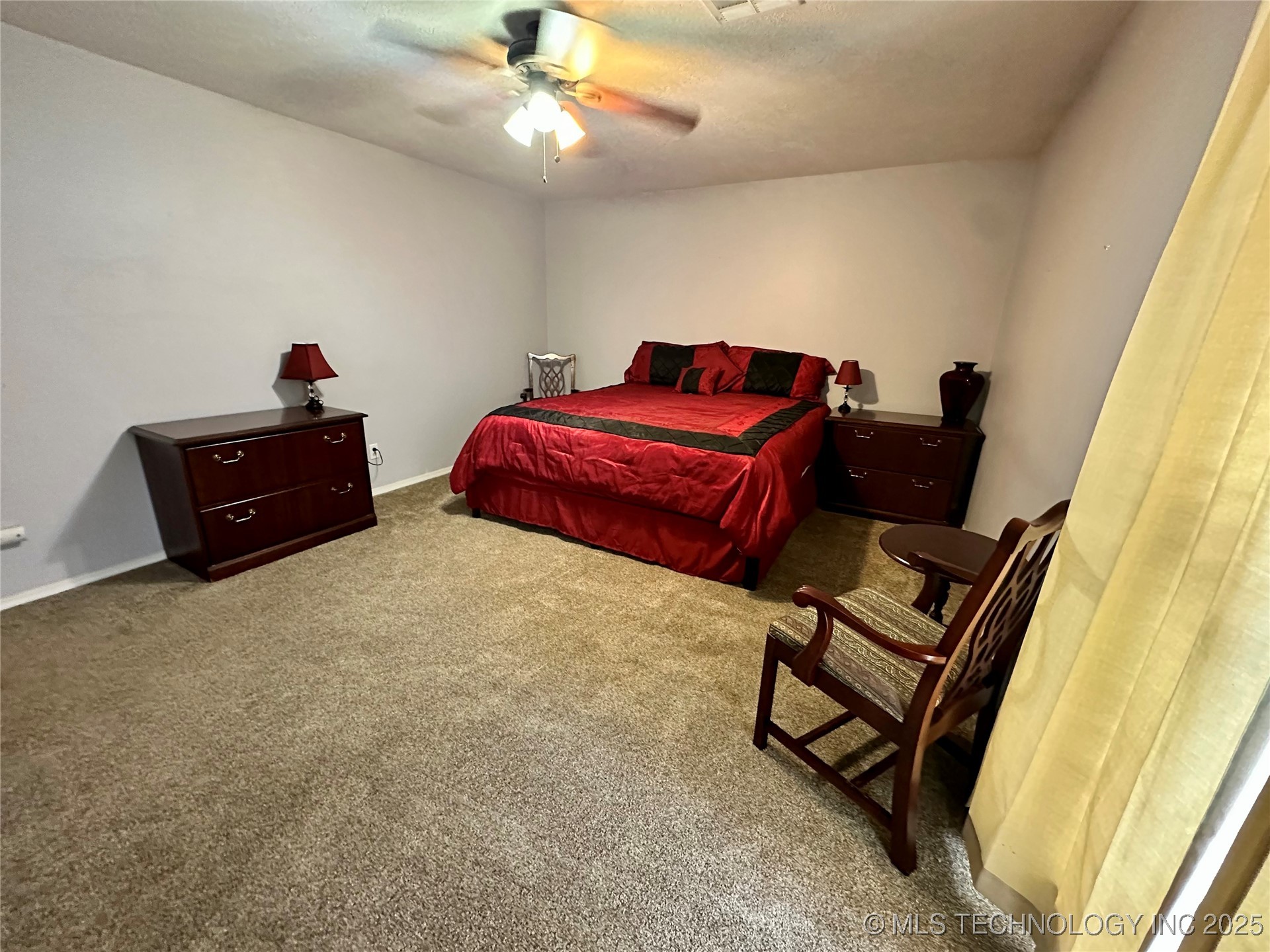 1325 Whispering Hills Property Photo 13